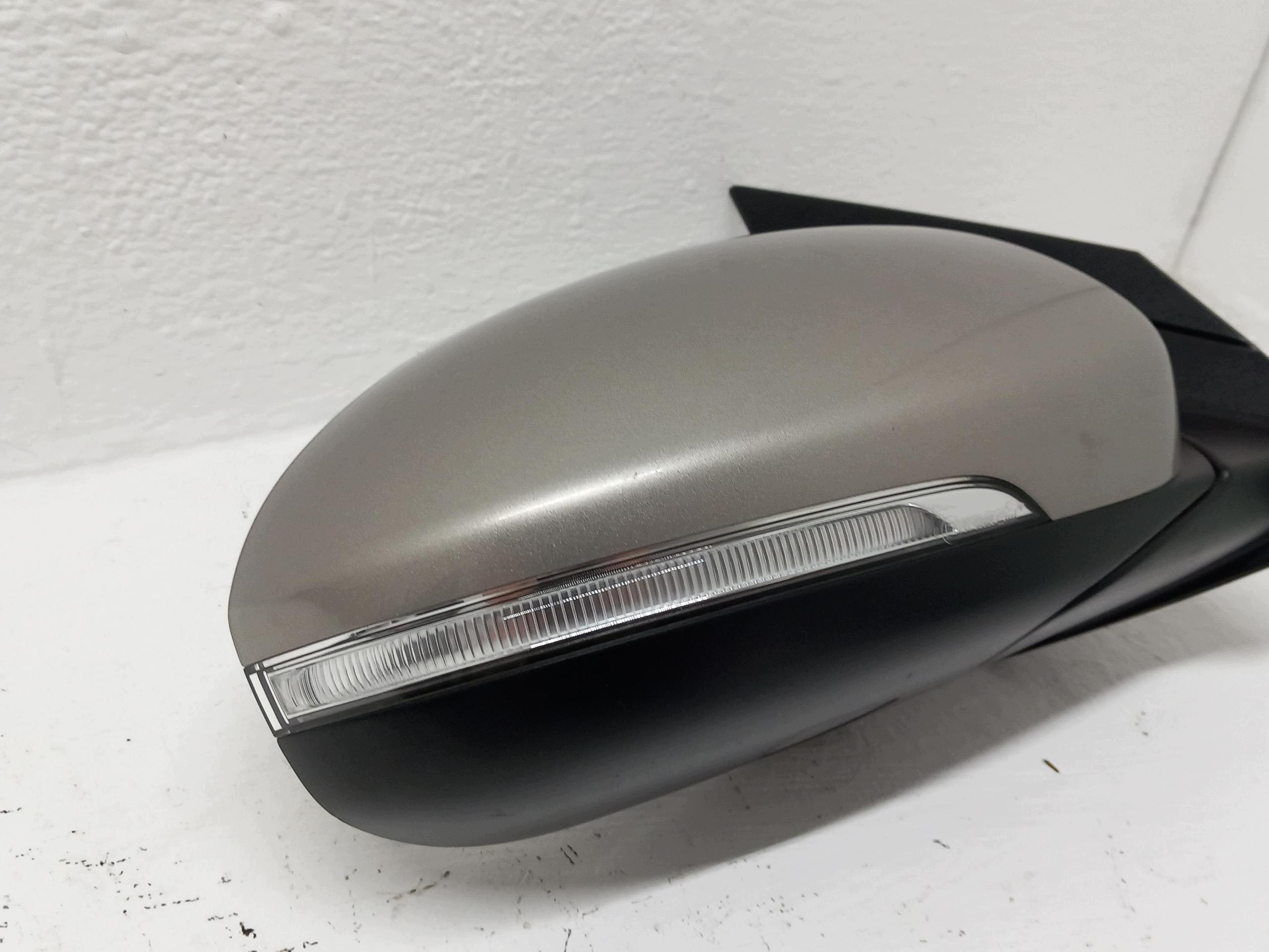 mirror right HYUNDAI TUCSON III 10PIN code LAKIERU Y3Y
