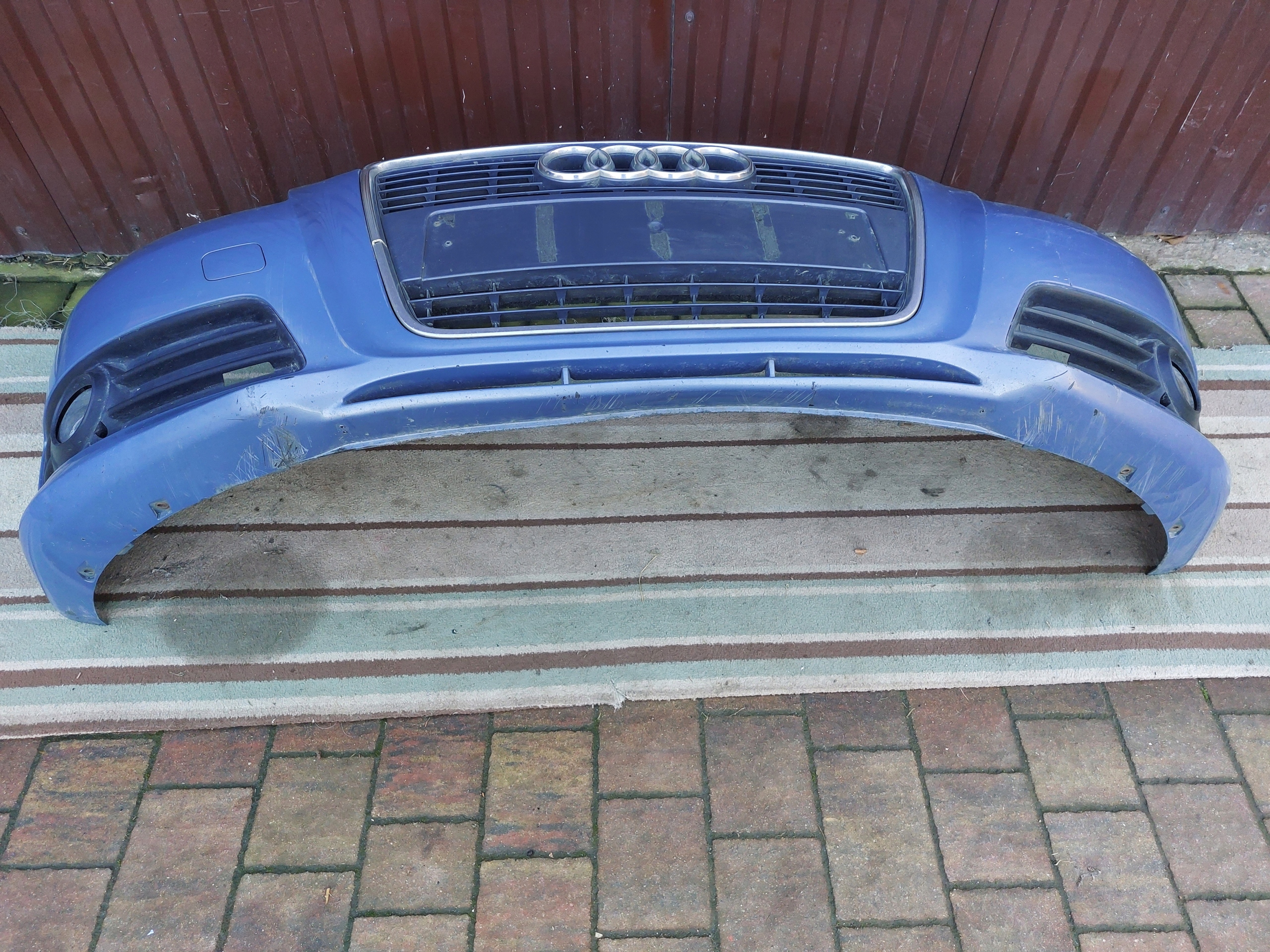 Stoßstange vorne AUDI A3 8P LIFT 08-12r grau