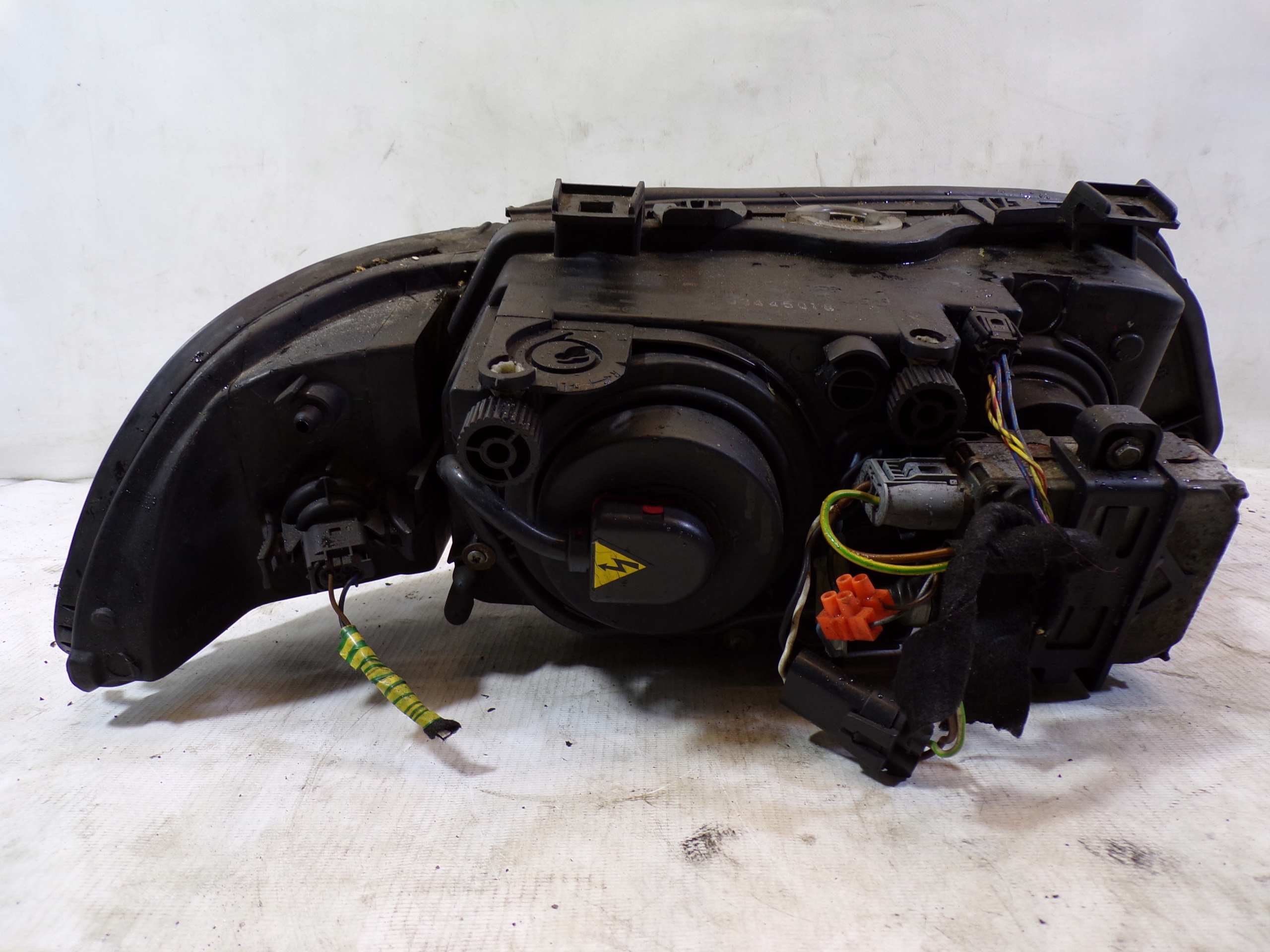 light front front left BMW E39 RINGI XENON (1) (K1)