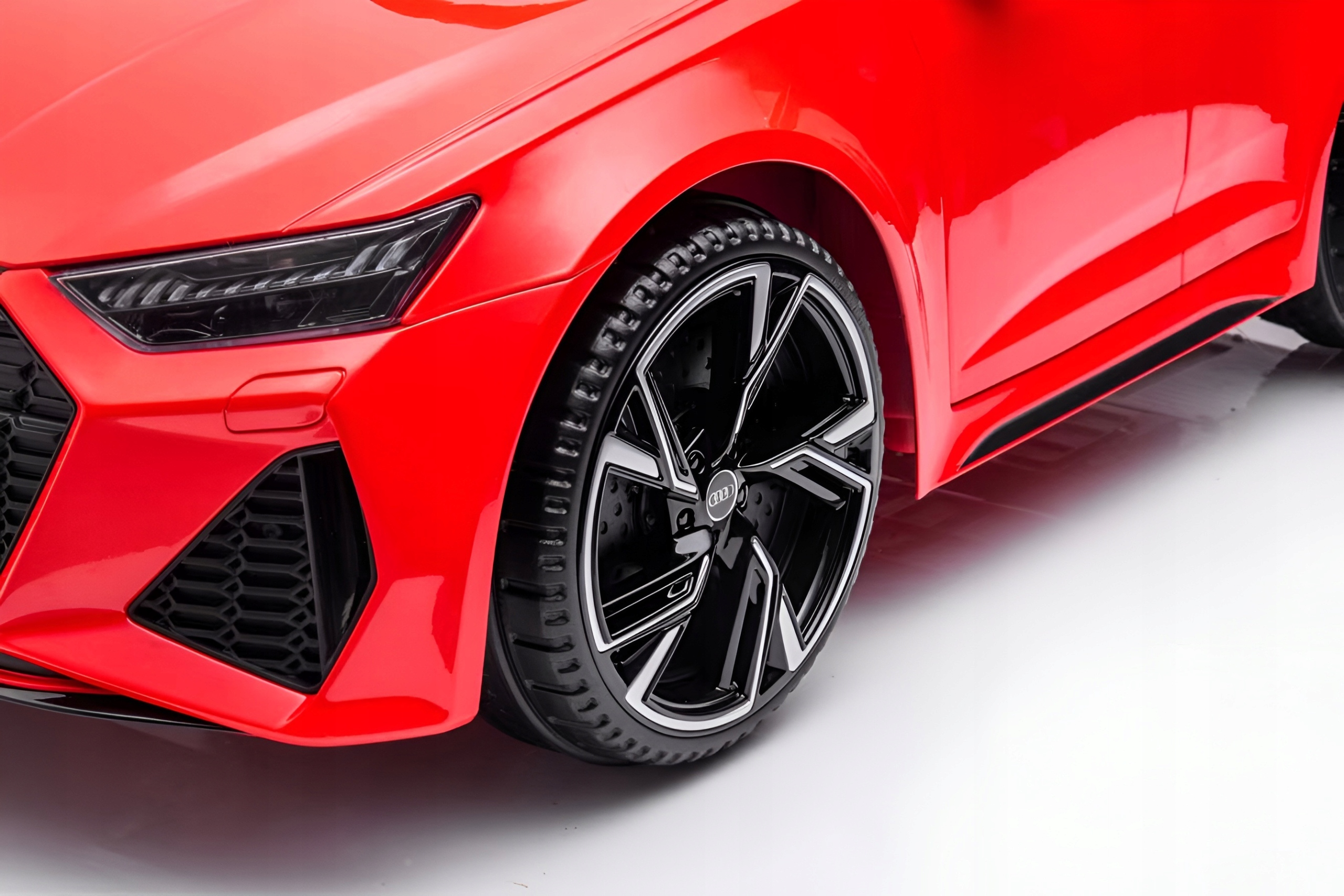 Auto akumulator 4x4 100W skóra pilot EVA samochód dzieci AUDI RS6 czerwony