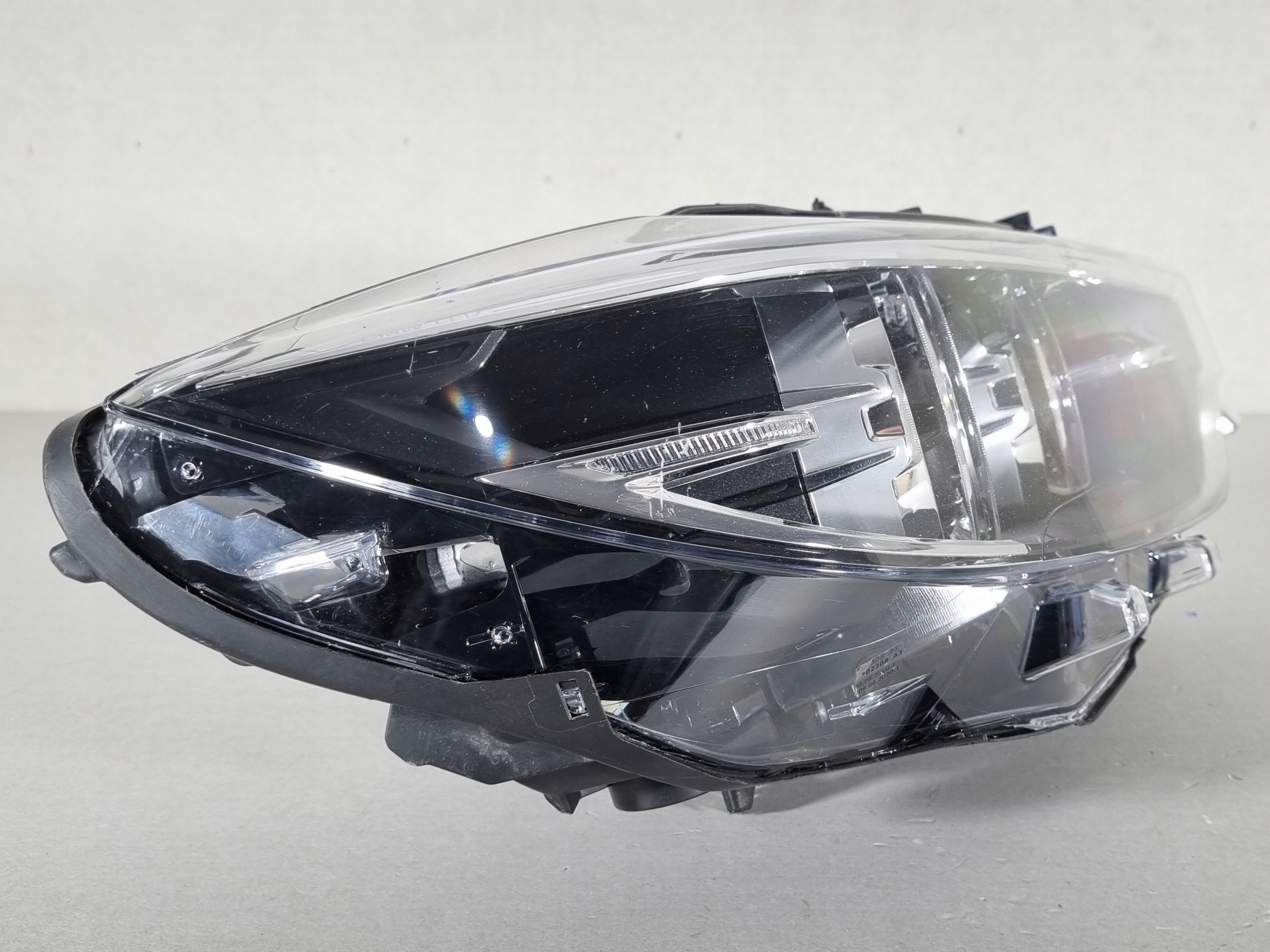 BMW 4 F32 F36 LIFT LCI LAMPA PRAWA PRZÓD FULL LED Strona zabudowy prawa
