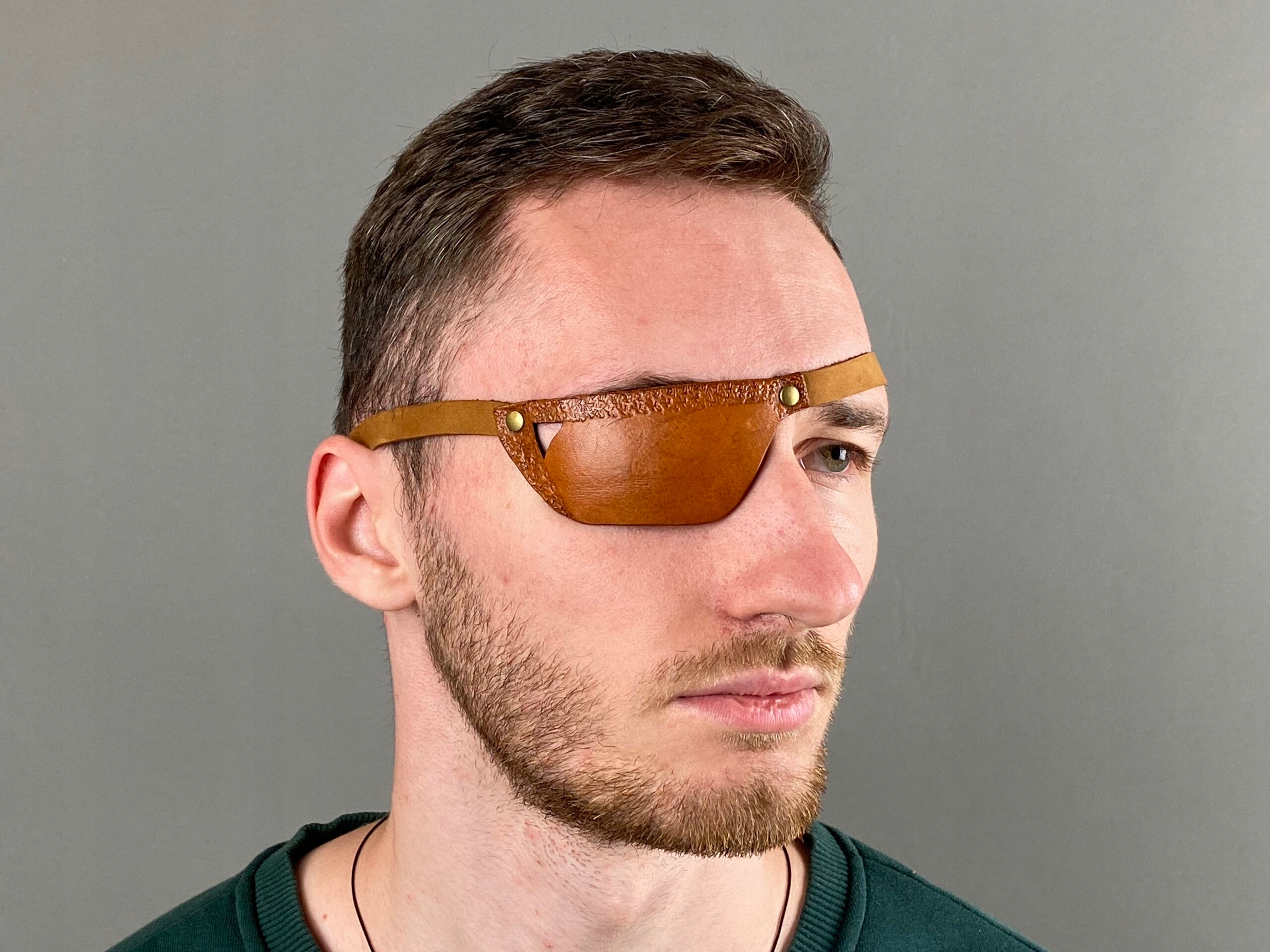 Przepaska na oko ''MIG” Marka bez marki