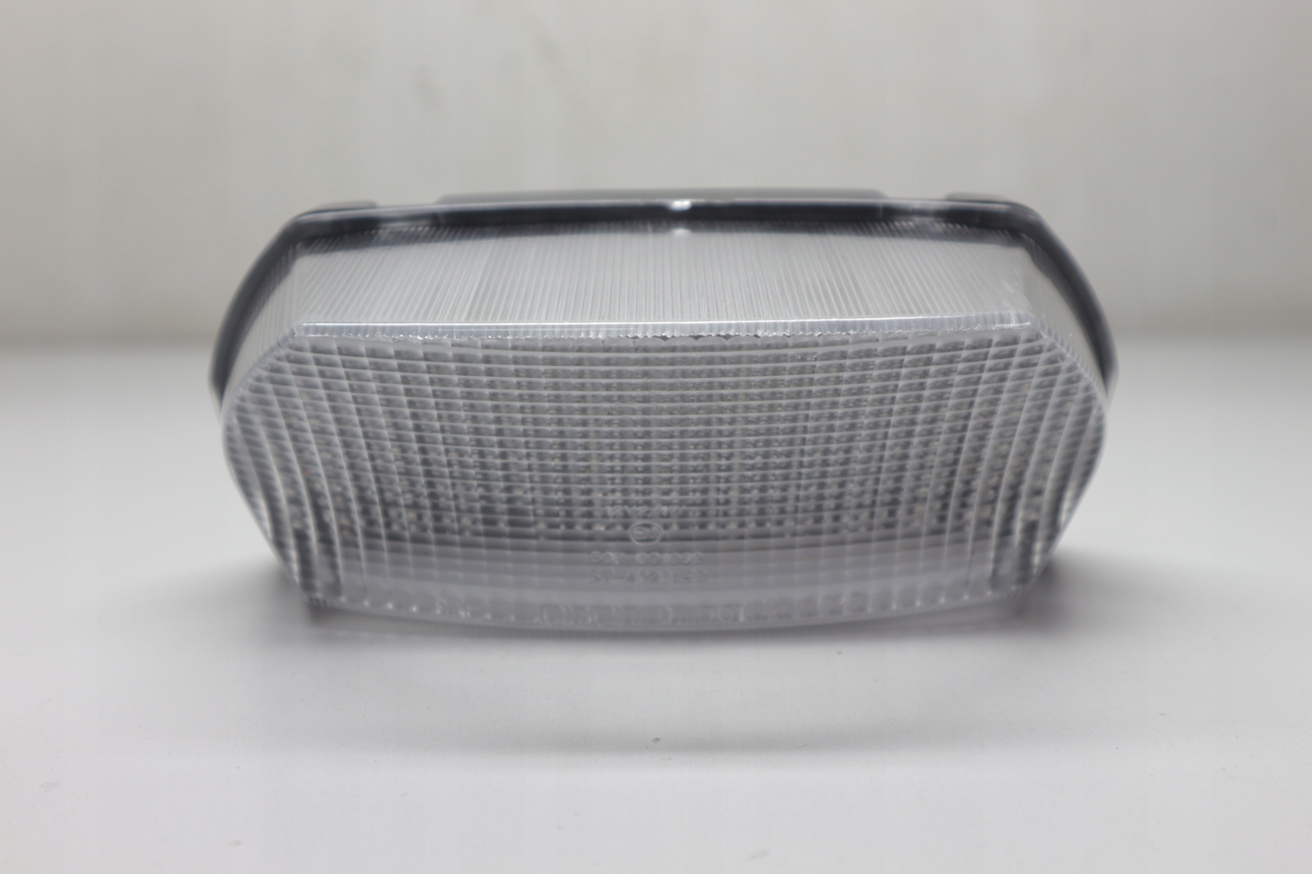 180 3222 - KAWASAKI ZX7R 96-03 ЗАДНИЙ ФОНАРЬ ЗАДНИЙ НОВЫЙ СВЕТОДИОДНЫЙ