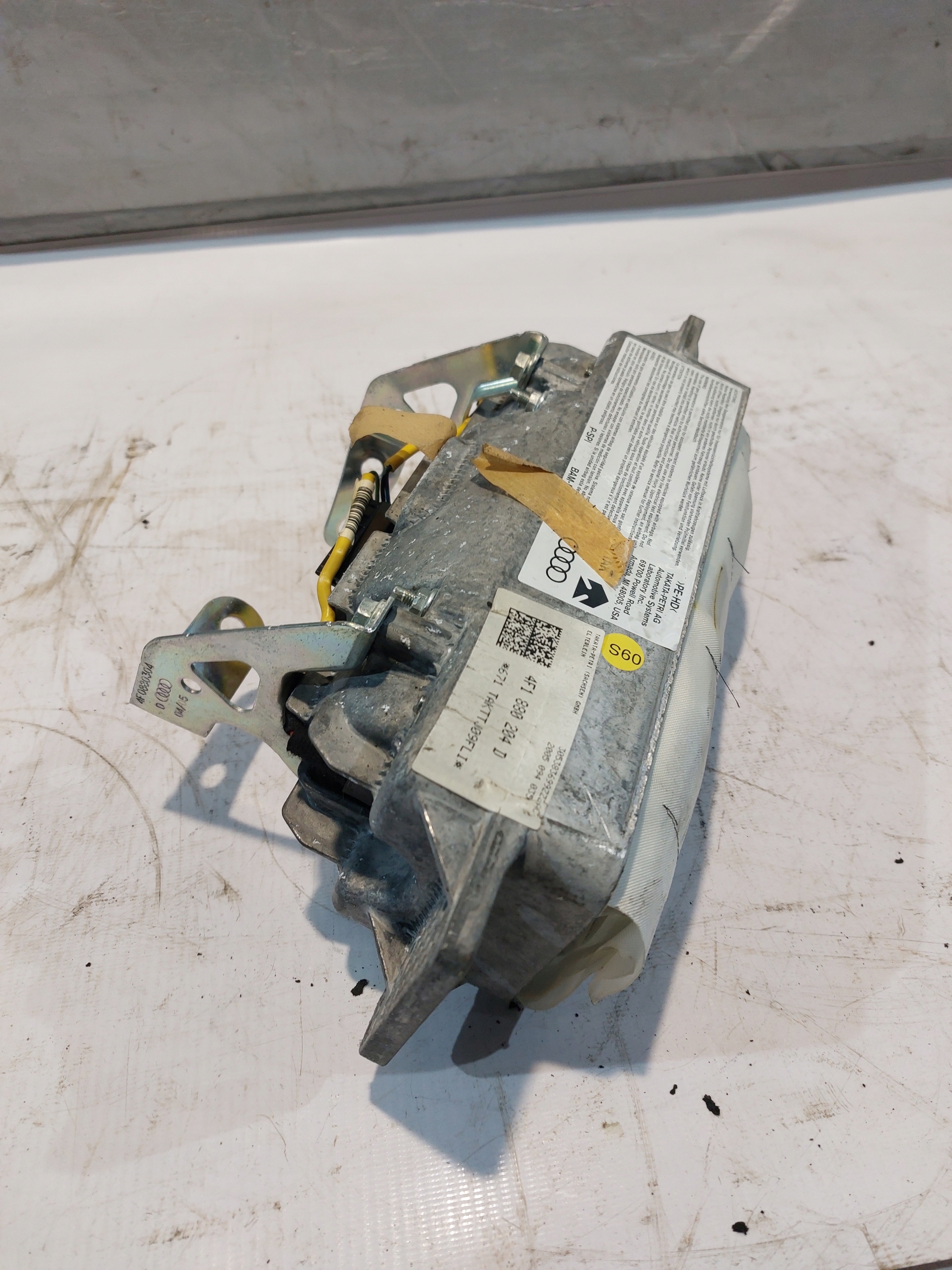 airbag airbag spolujezdce AUDI A6 C6