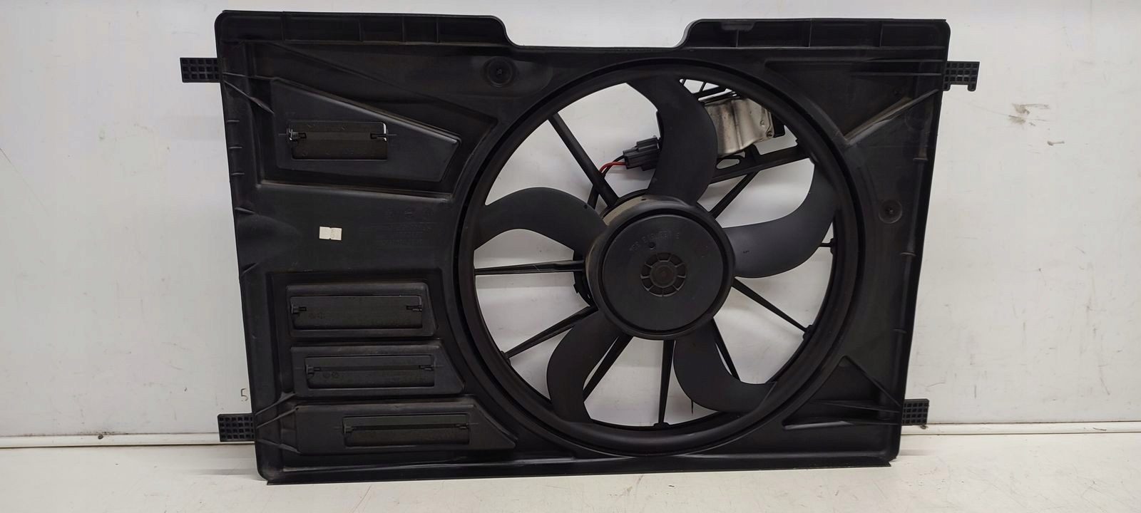 ventilátor chladiče Ford Focus MK3 2,0 TDCI