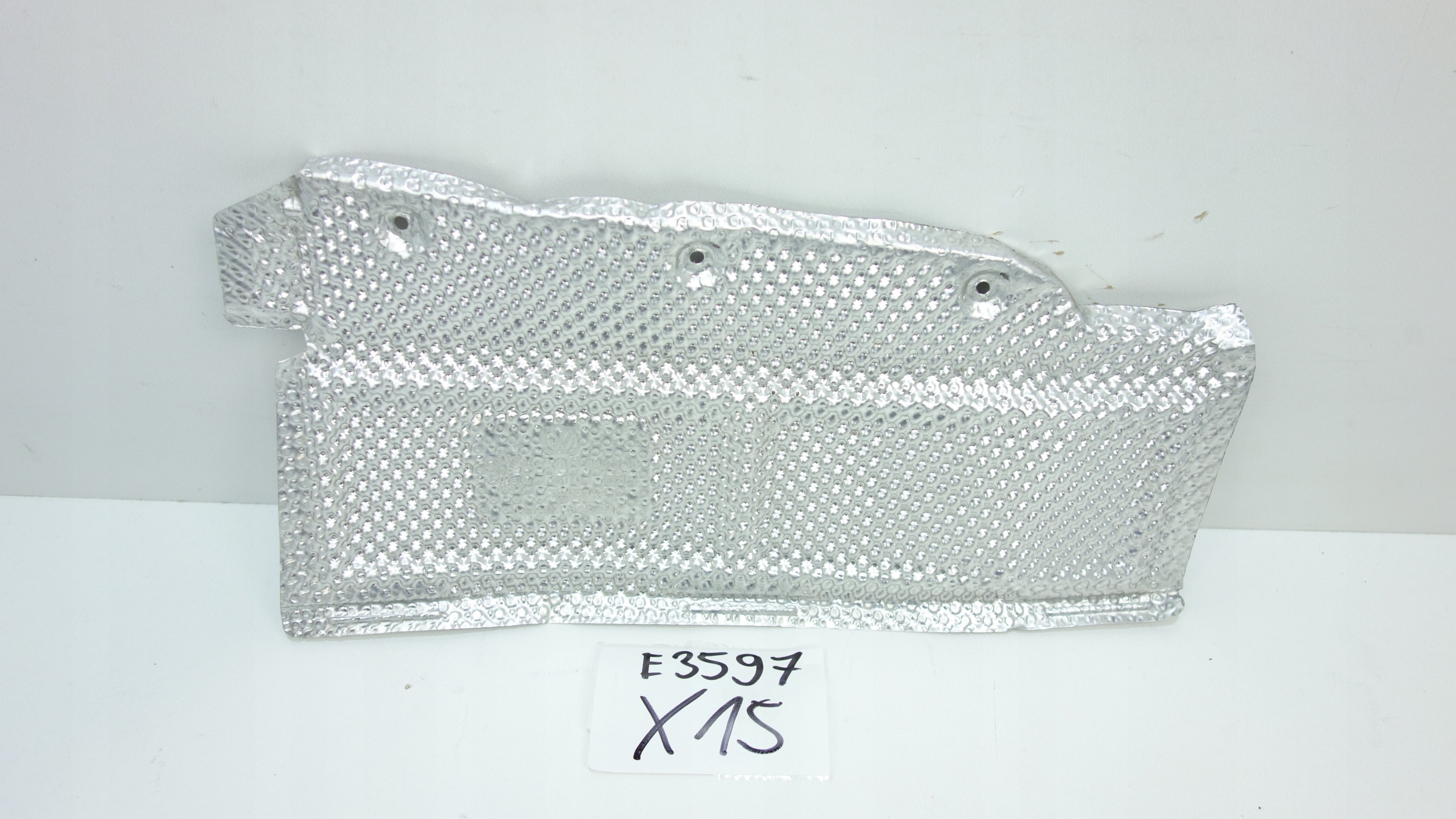 Blende Abdeckung TERMICZNA VOLKSWAGEN JETTA VI 5C6825715A