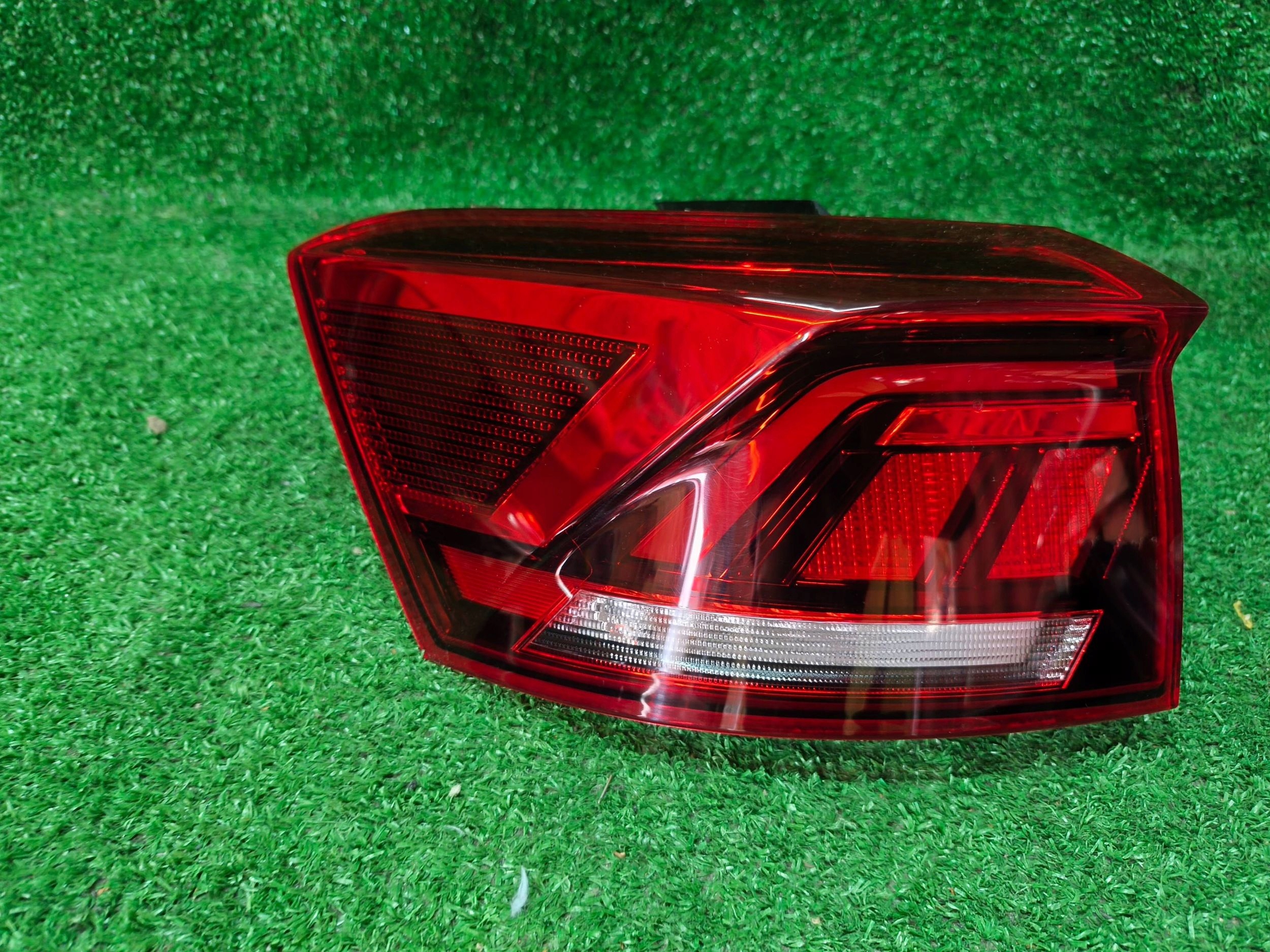 light rear part rear left VW T-ROC 2GA 17- LED NR.L149