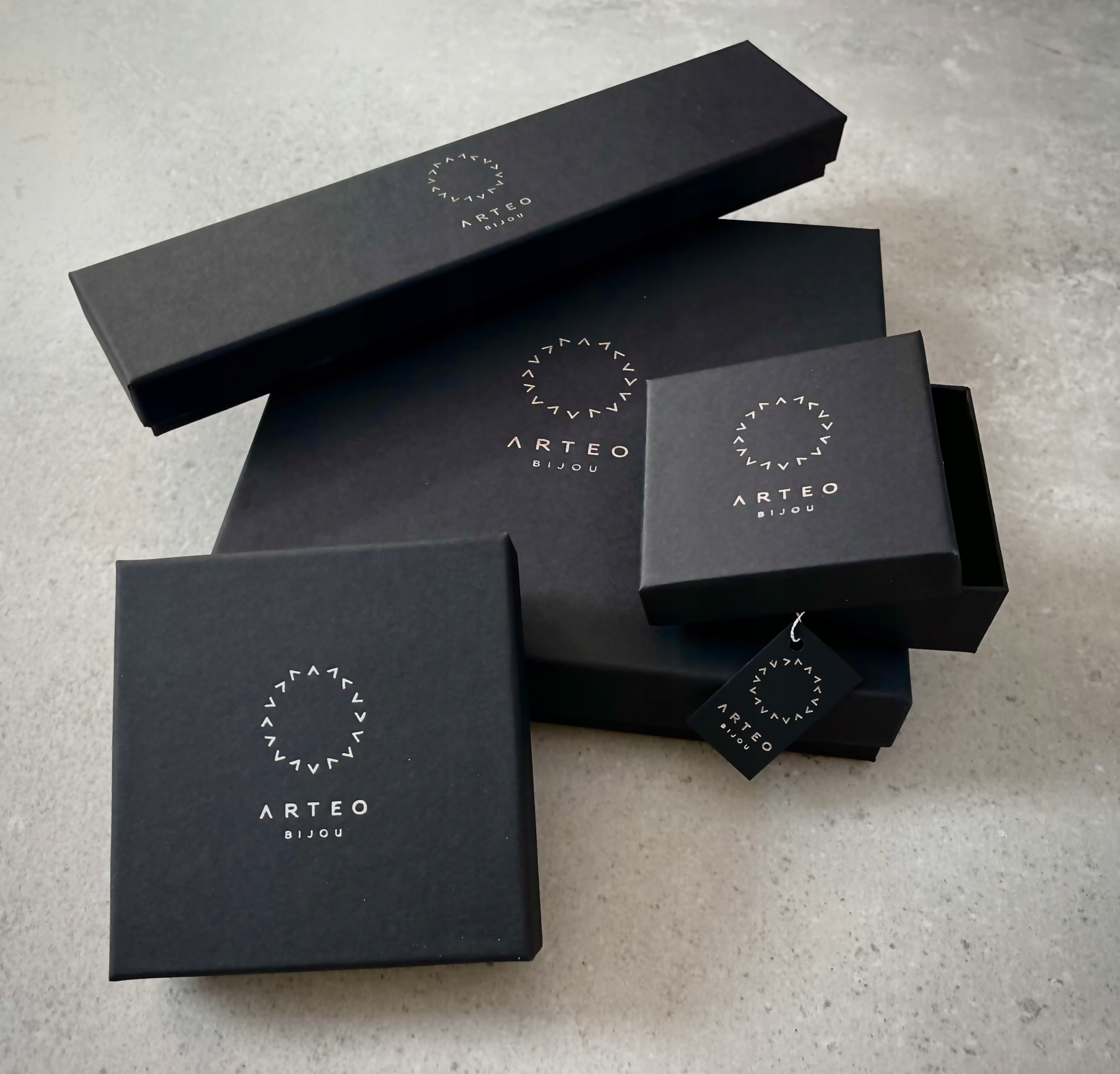 Naszyjnik ŚLUBNY z białych pereł SWAROVSKI 562 Kod producenta 562