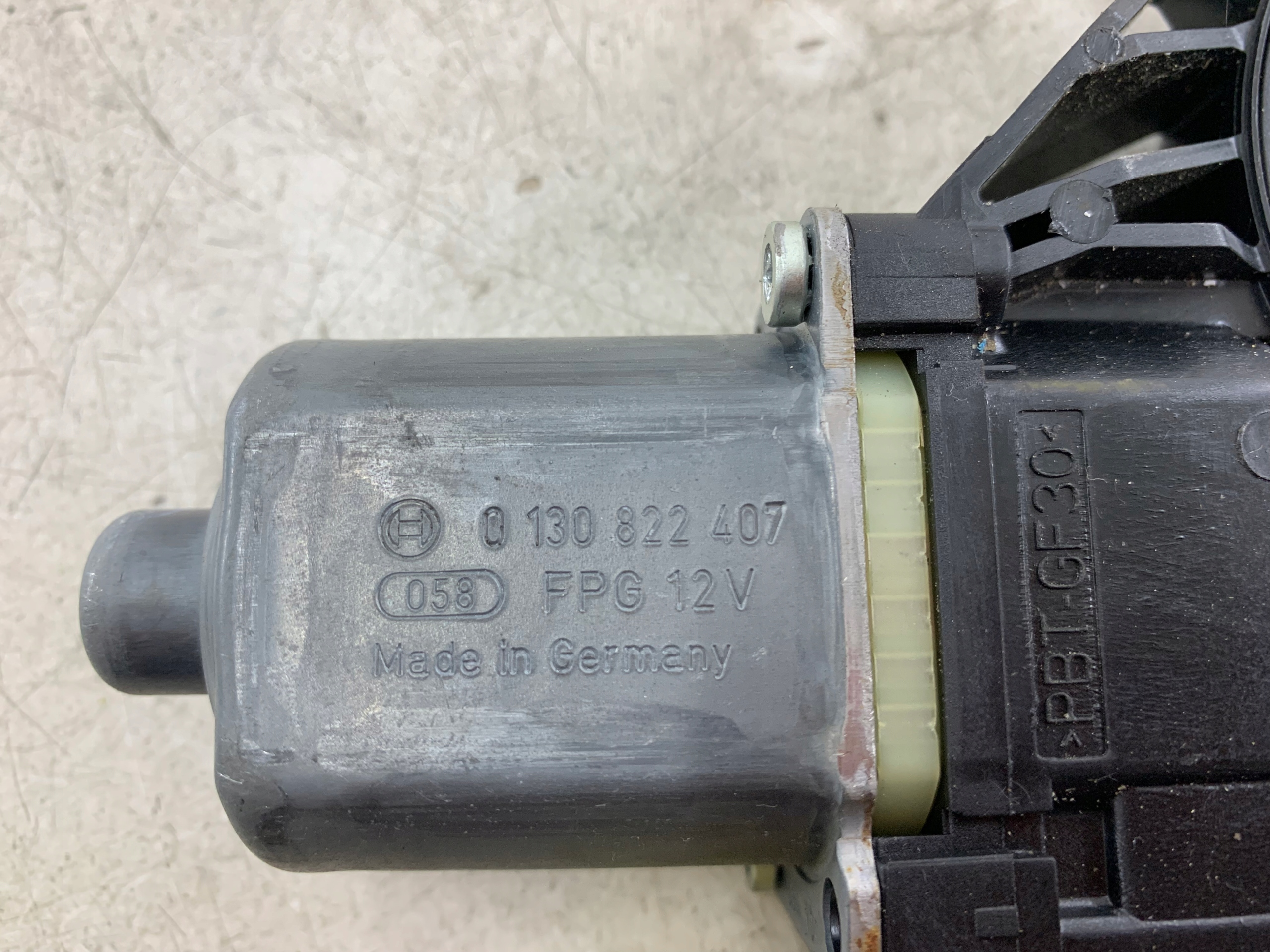 FORD FIESTA MK6 mini motor windows right front 0130822407