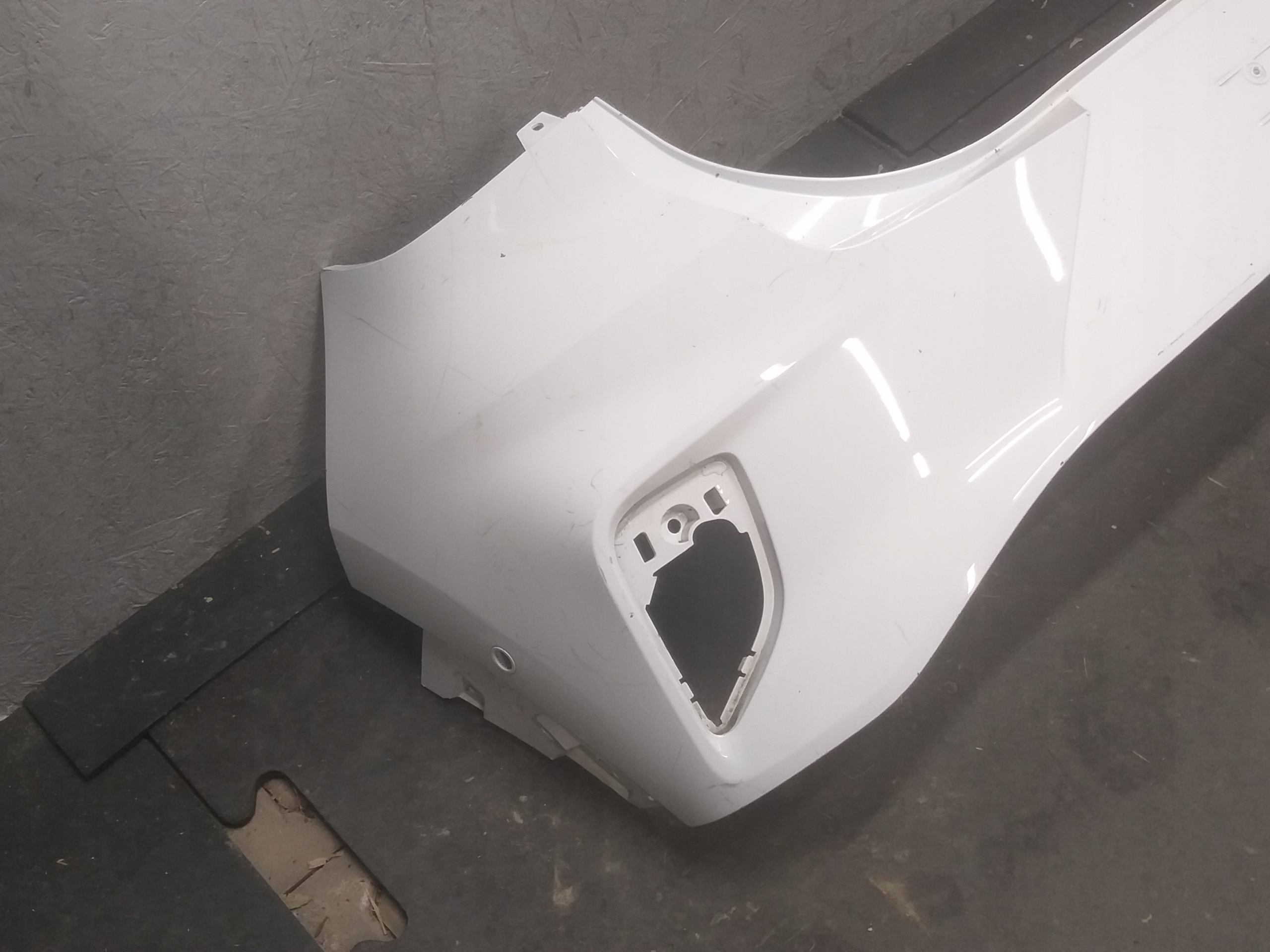 branik stražnji dio FORD PUMA MK2
