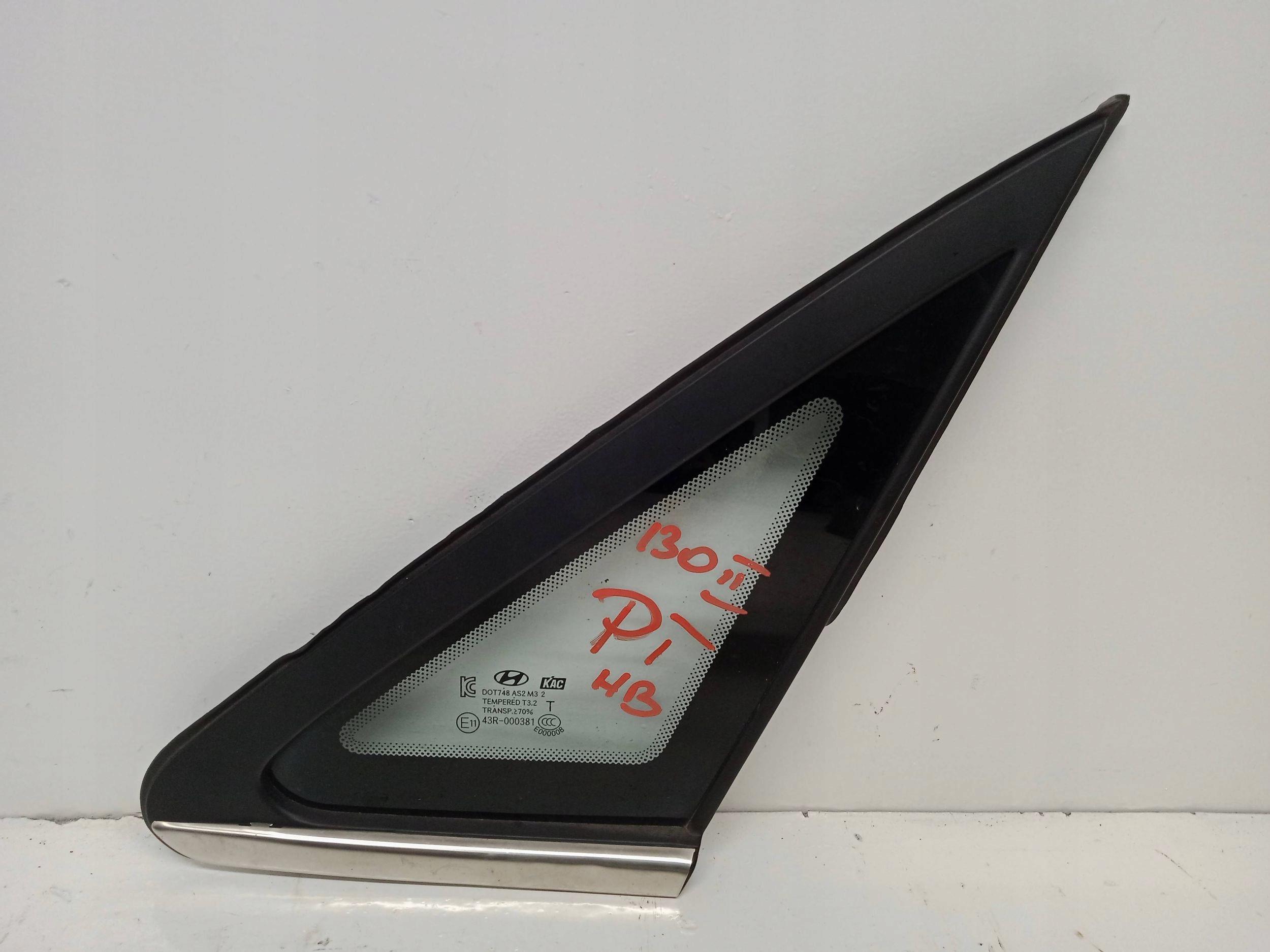 HYUNDAI I30 II HB window bodywork right rear part CHROM 2012