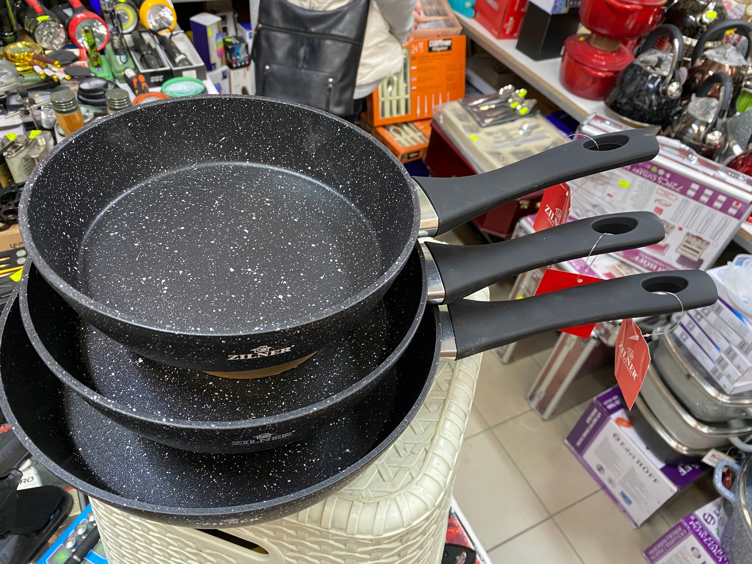 

Komplet patelni 3 szt. patelnia kamienna indukcja