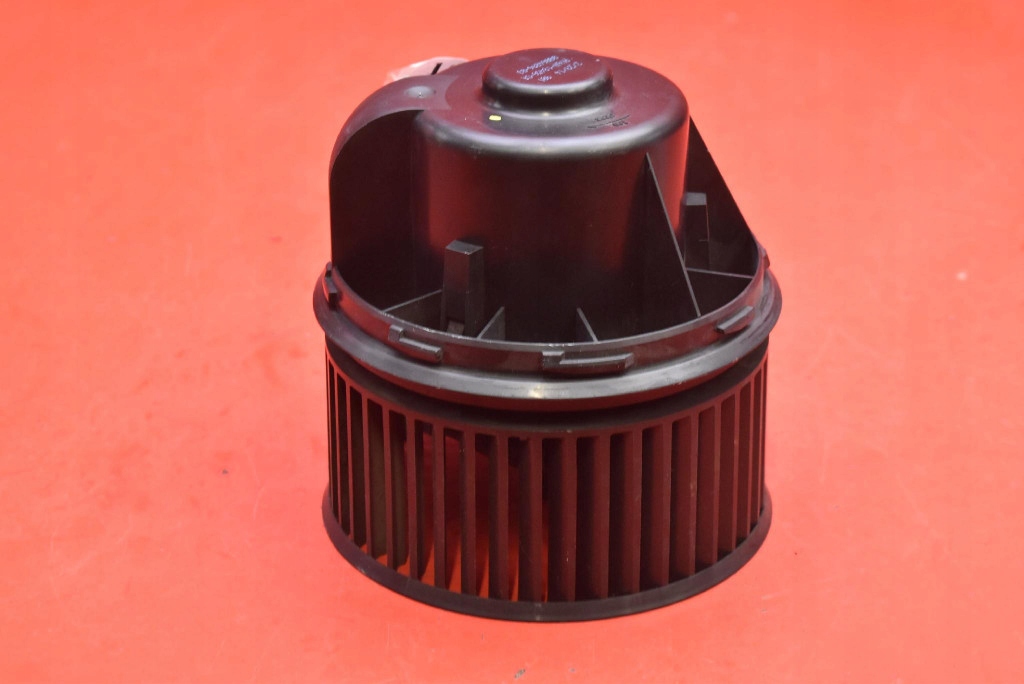 DMUCHAWA Lüfter des lüfters EU AV6N-18456-CA FORD C-MAX 2 II 10-15