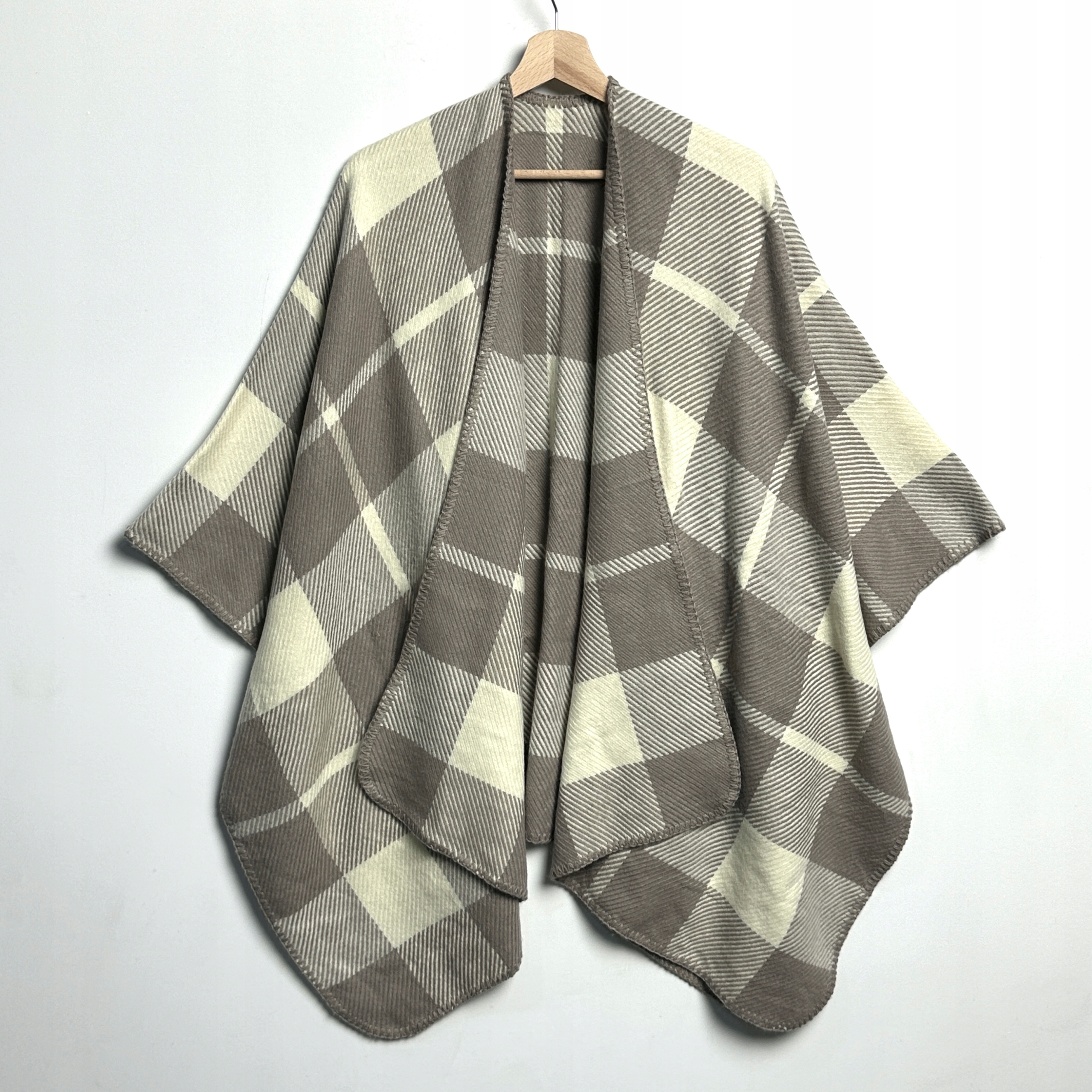 Ponczo Kratka Frędzle Viscoza + Wełna ONE SIZE