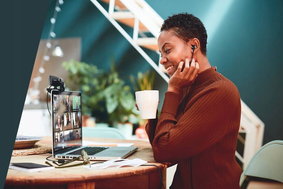 KAMERA INTERNETOWA WBUDOWANY MIKROFON CREATIVE FHD Megapiksele 1080 MP