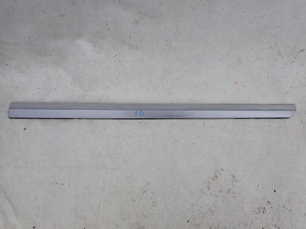 VW PASSAT B8 14-23 moulding door right front