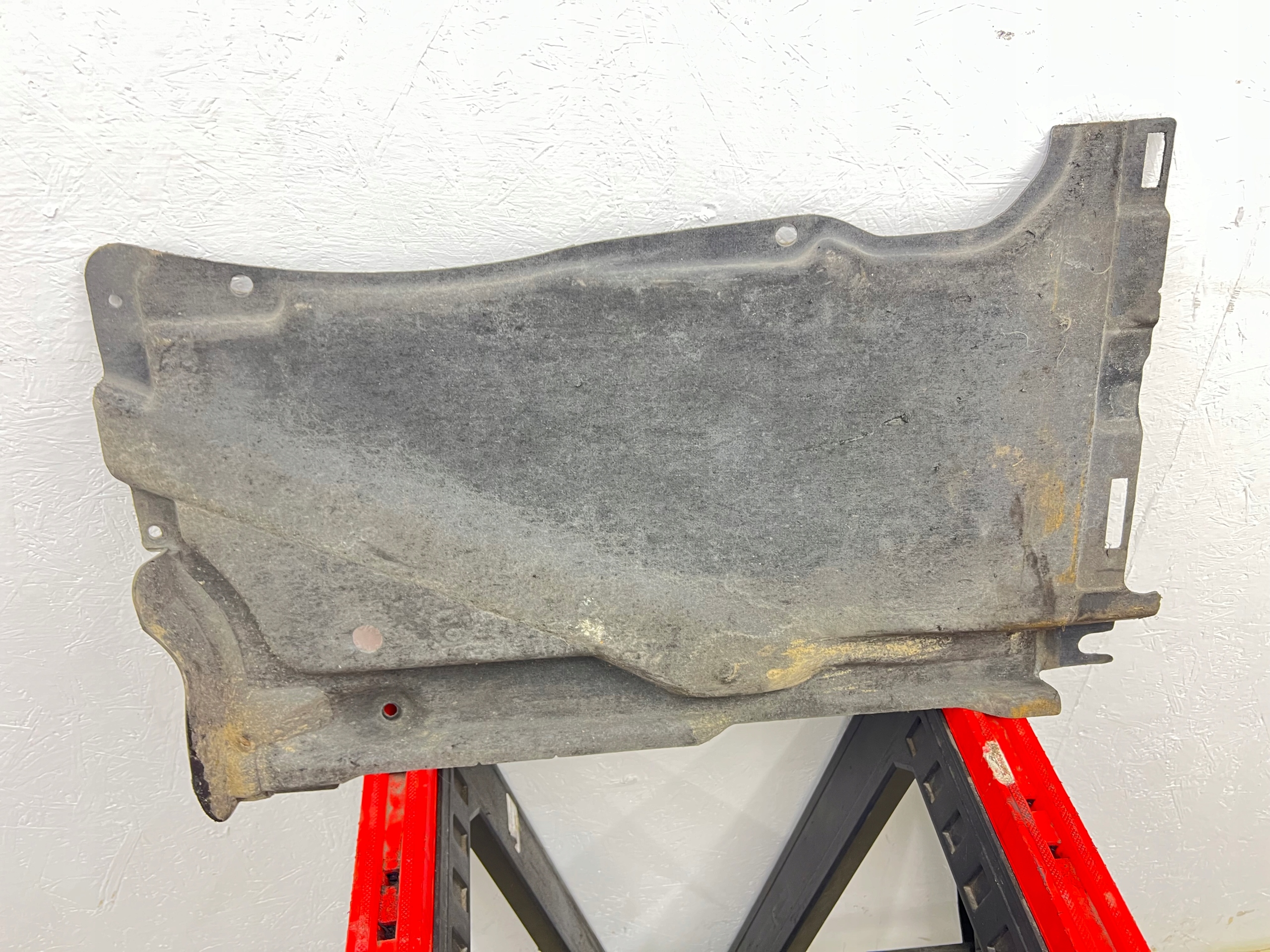AUDI A7 4G Blende Abdeckung abdeckung Unterfahrschutz links 4G8825215C