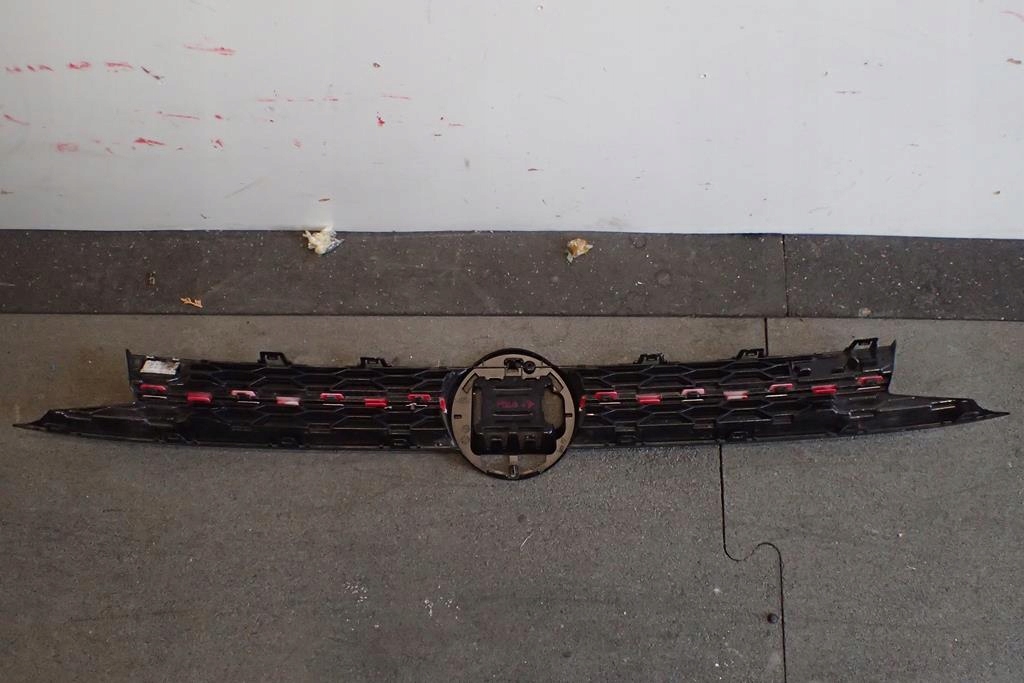 Grill VW POLO VI 17- GTI 2G 2G0853653M