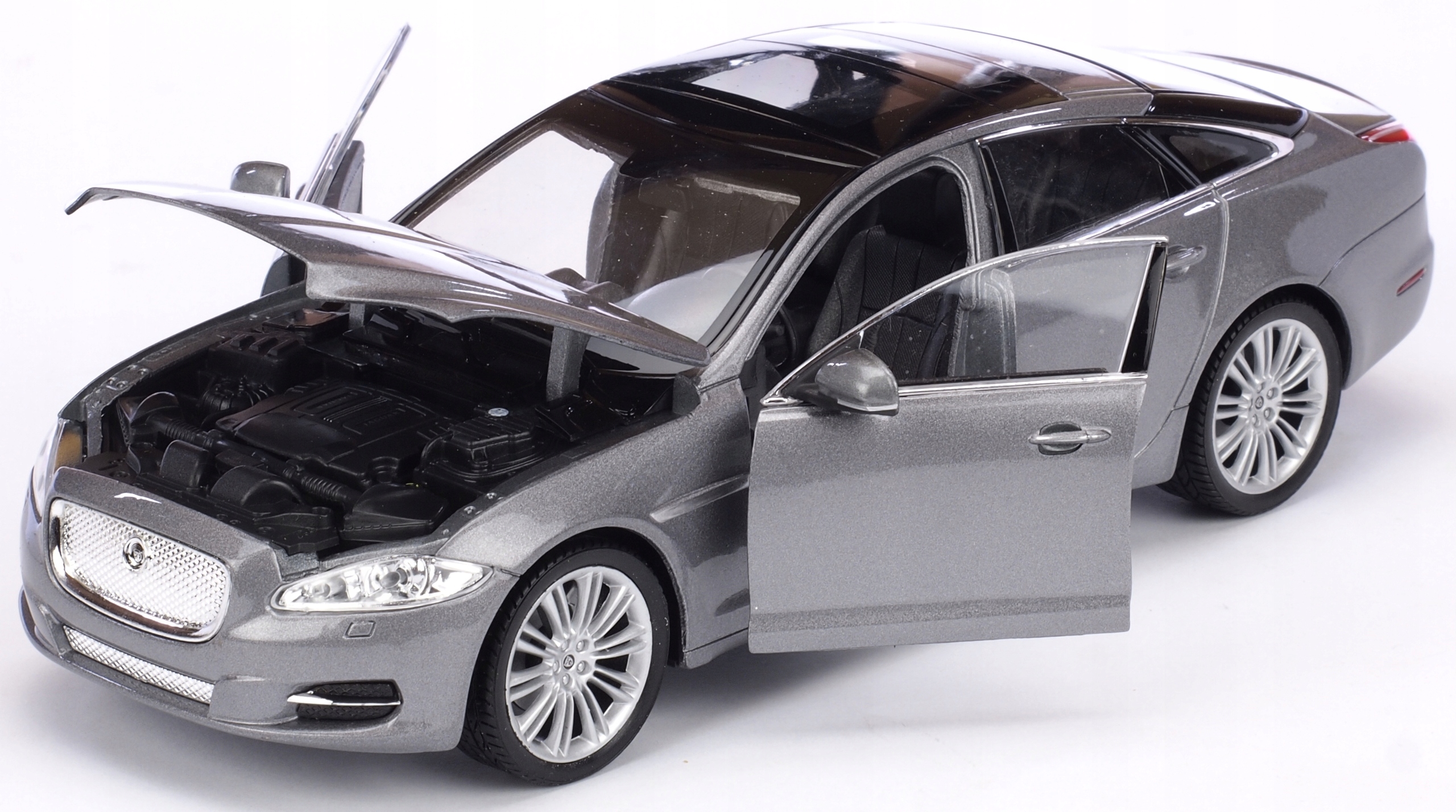 Welly Kovové Auto 2010 Jaguar Xj Otevírací Dveře Model Sběratelský