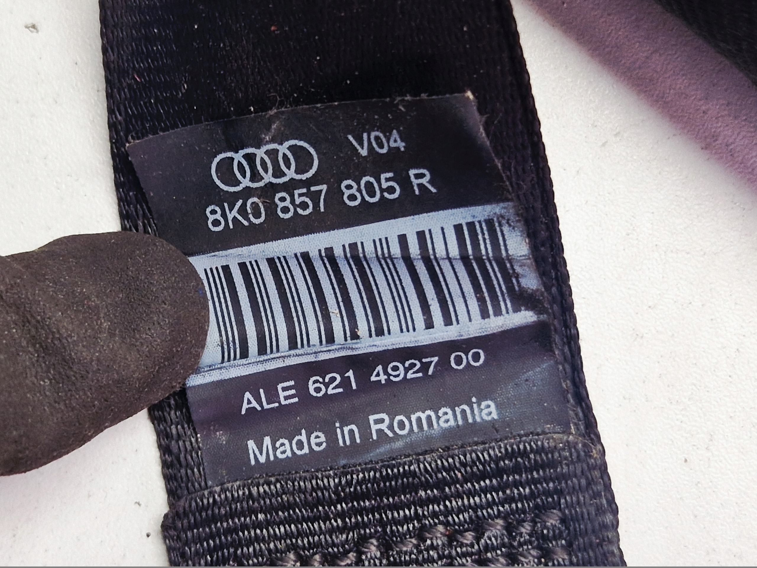 AUDI A4 B8 Gurten Sicherheits rechts heck 8K0857805R