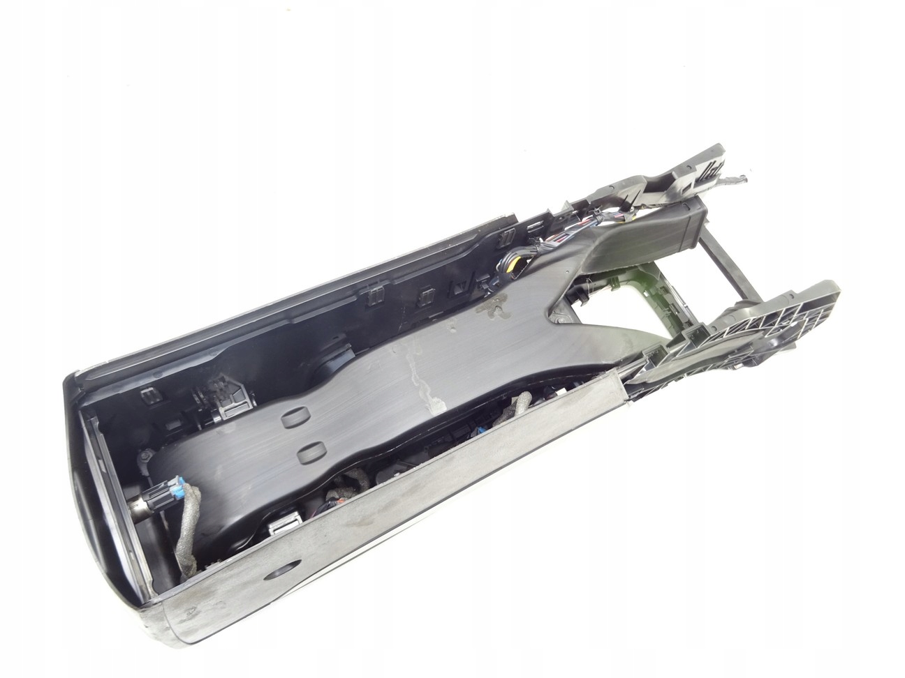 TUNEL ŚRODKOWY OPEL INSIGNIA A 08-17 Wersja Europejska