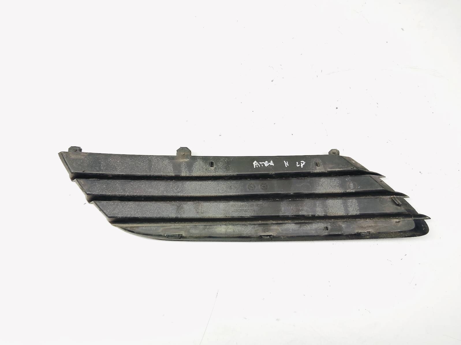 grid of a bumper left front grille Opel Astra H 1.9 CDTI 13117250