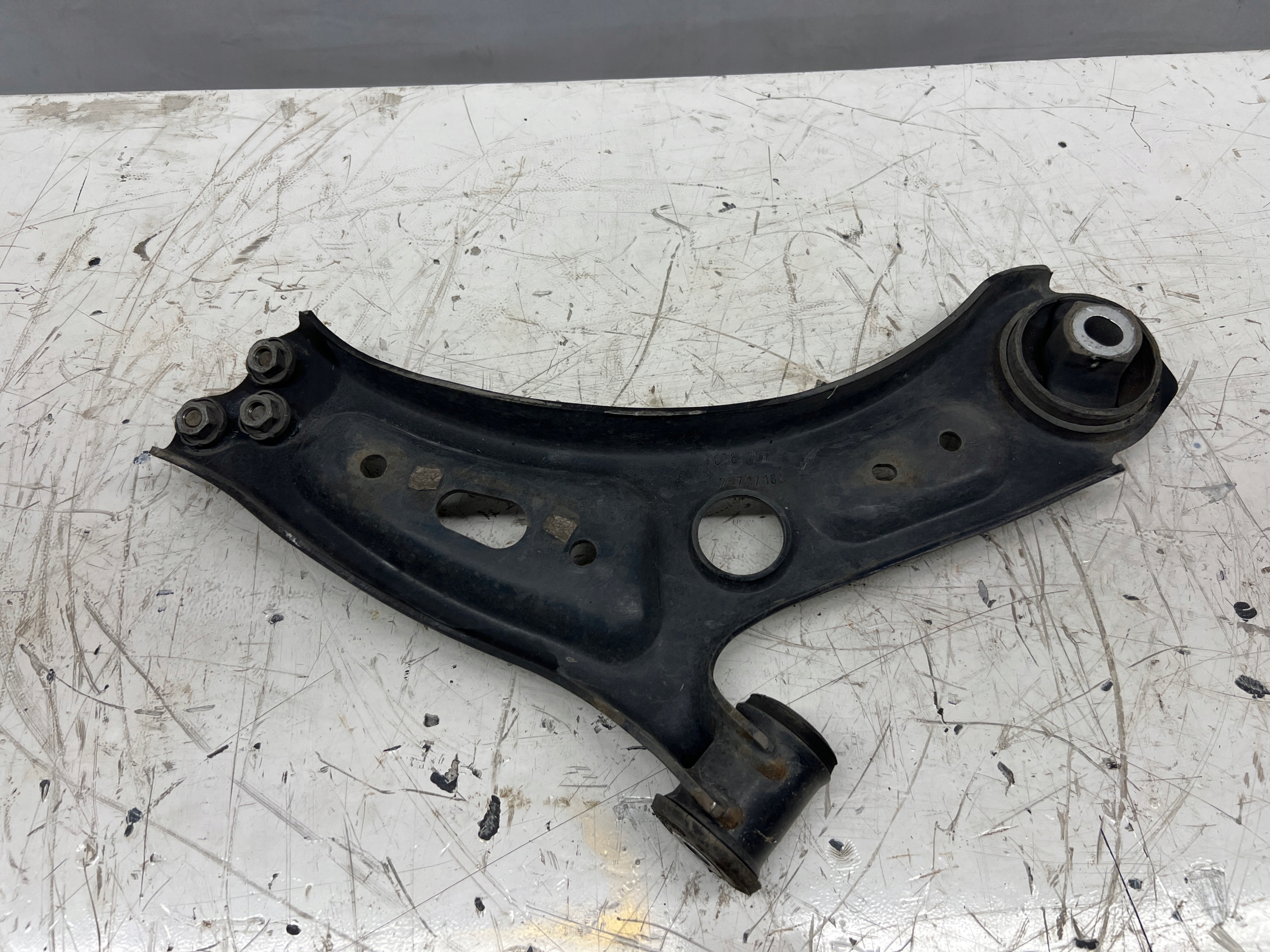 Fiat 500X arm left front front