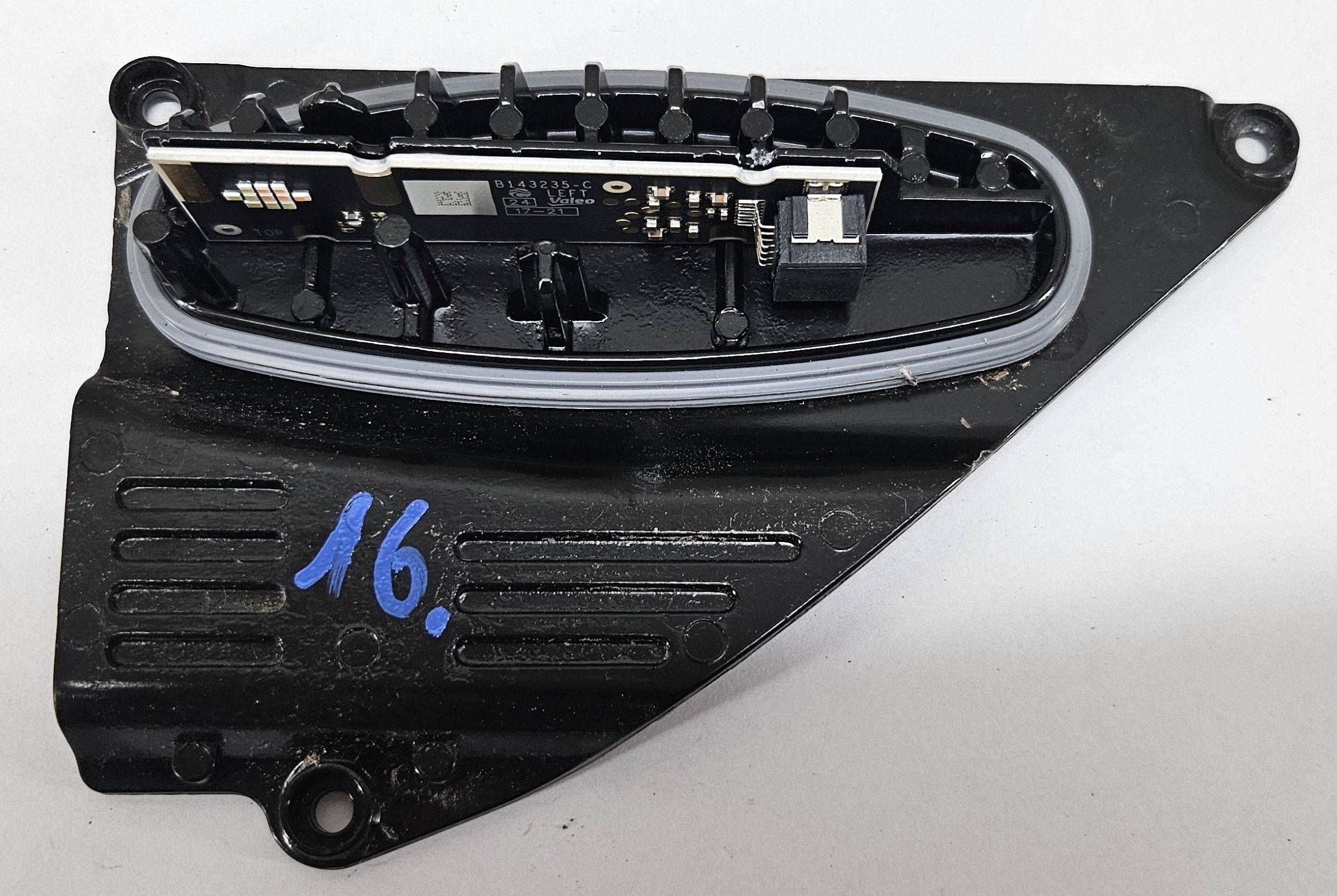 VW Transporter Multivan T6.1 module lewej lights LED 7L0998479