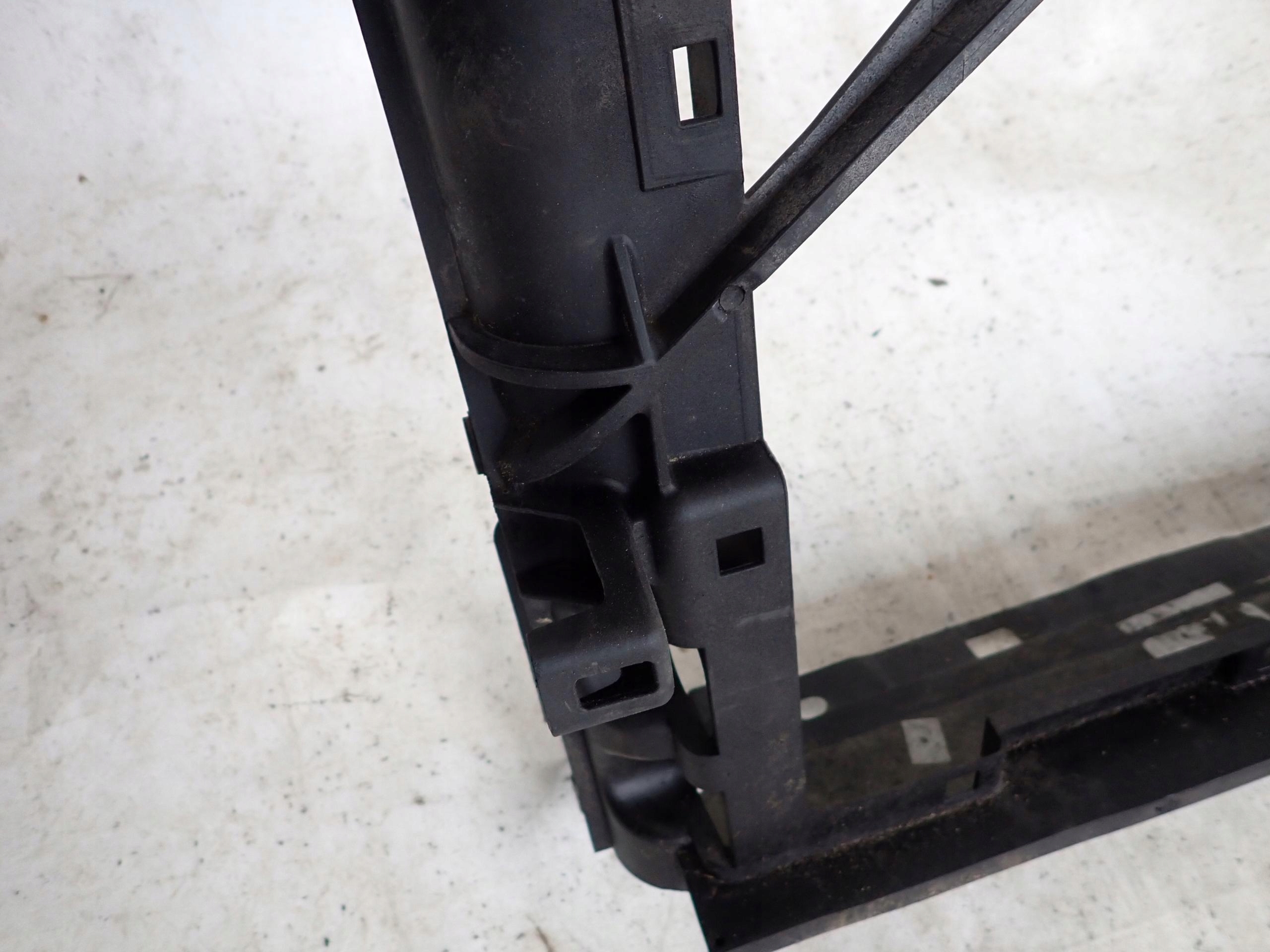 SKODA OCTAVIA III 5E0 support panel for radiators pillar front