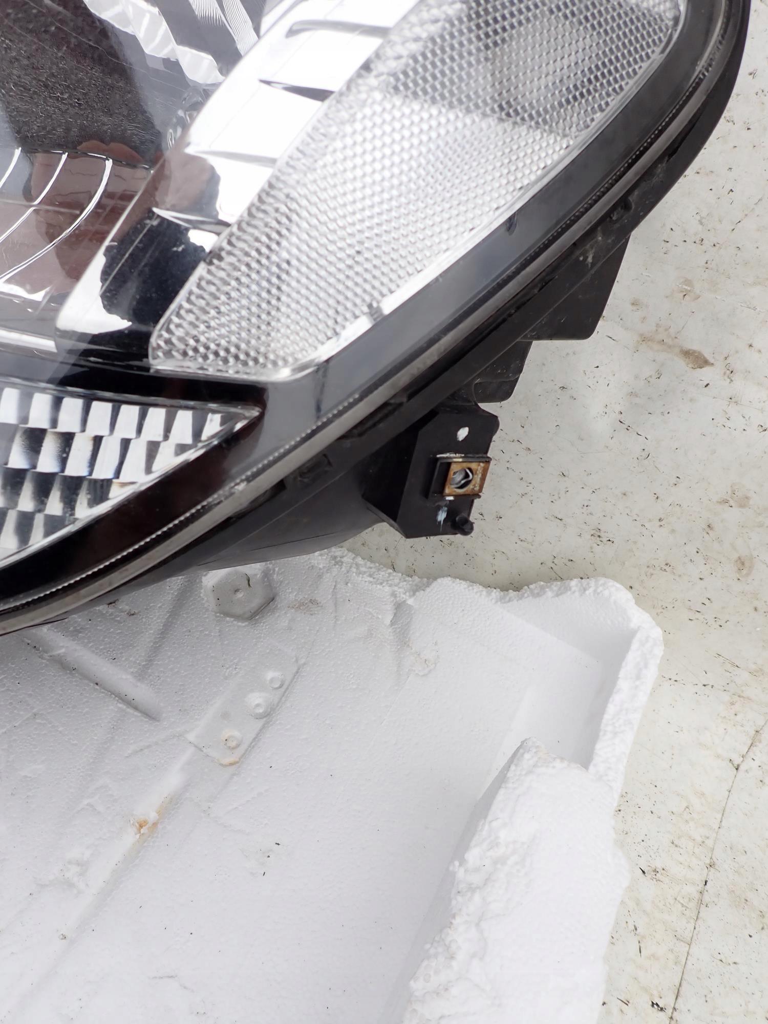 CHEVROLET ORLANDO and 1 10-18 light front left