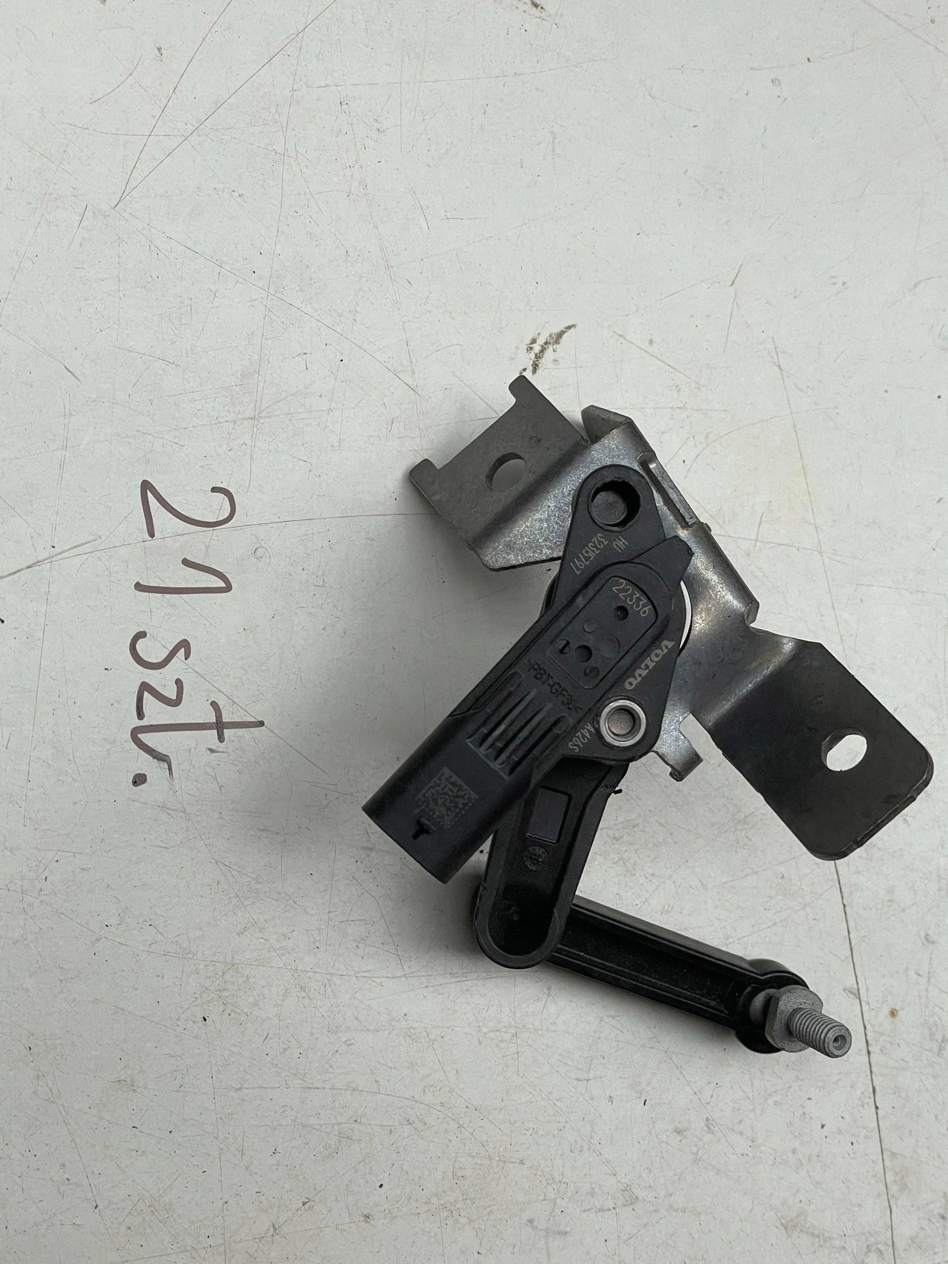 Sensor Original Volvo S80 OEM 32315797 CENA ZA SZTUKE !J