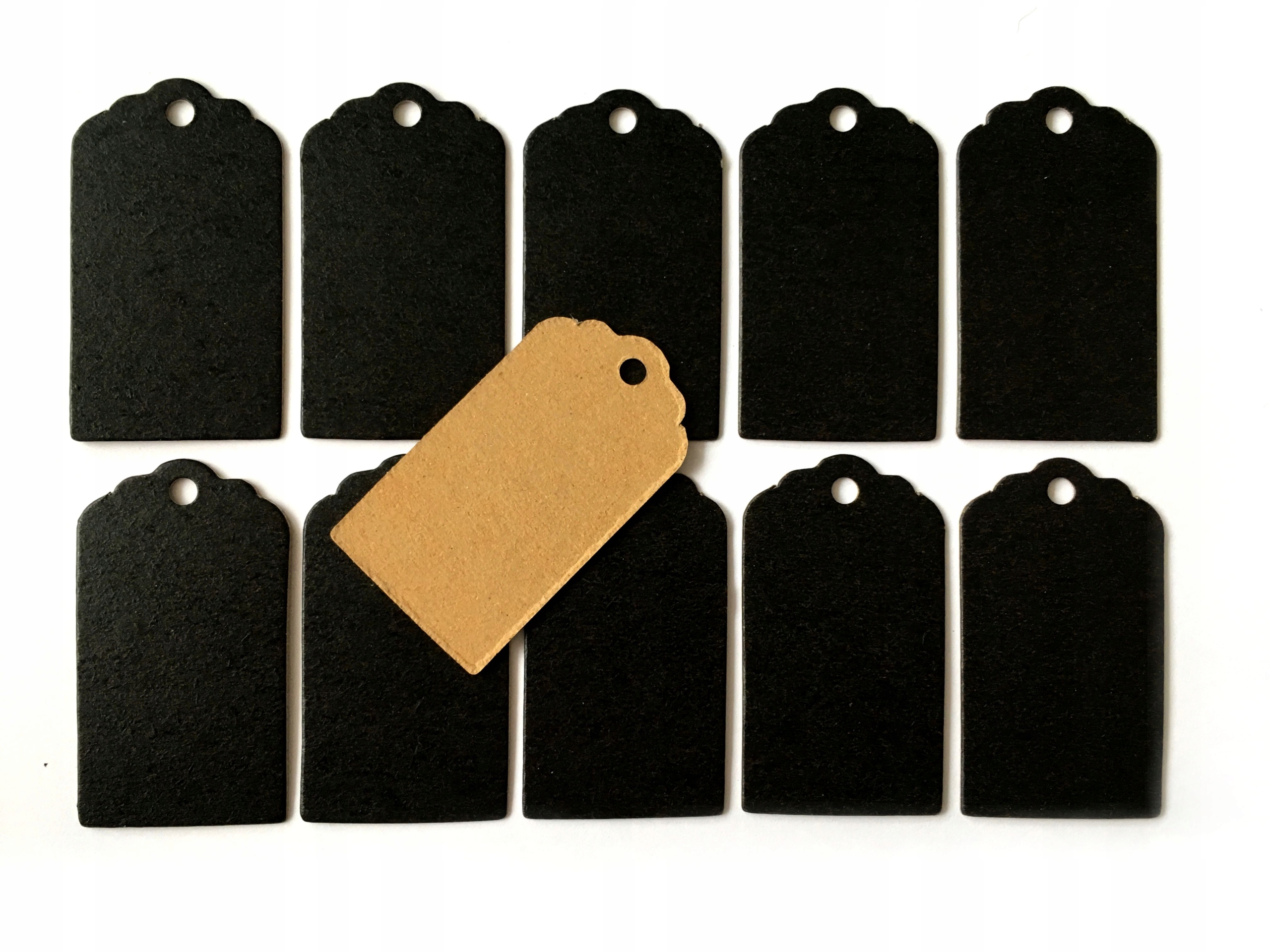 Etykiety czarne eko 2,9x5,2 cm 100 sztuk kredowe