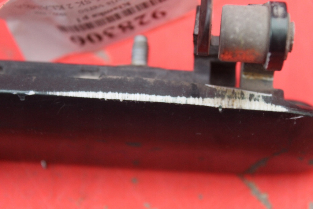 handle left front front CIEMNOZIELONA TOYOTA YARIS VERSO 99-06