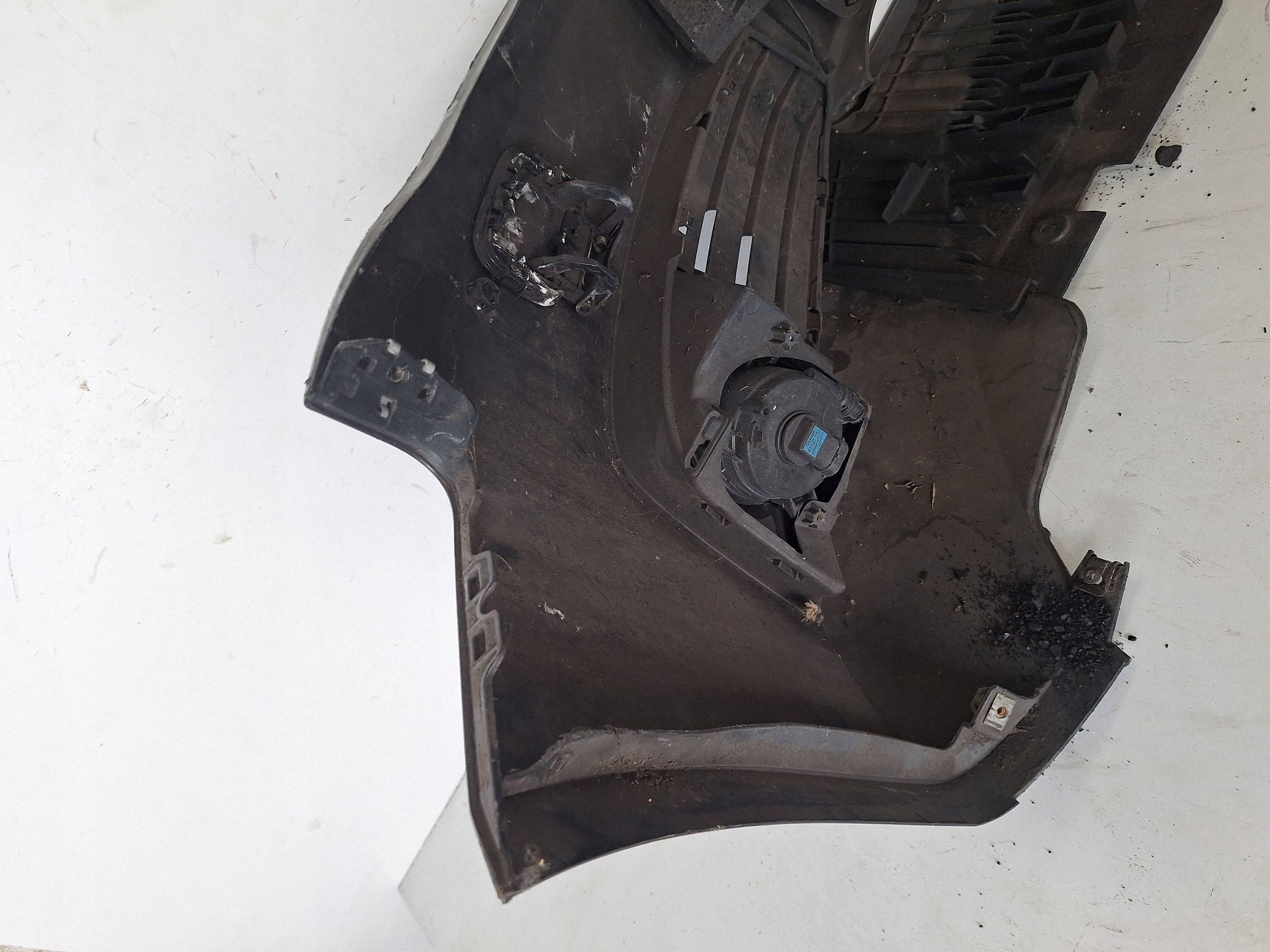 AUDI A4 B8 8K 08-12 branik + XENON 8K0807437