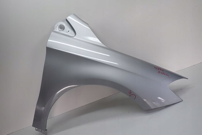 MERCEDES W246 246 B-KLASA 12- fender right front front