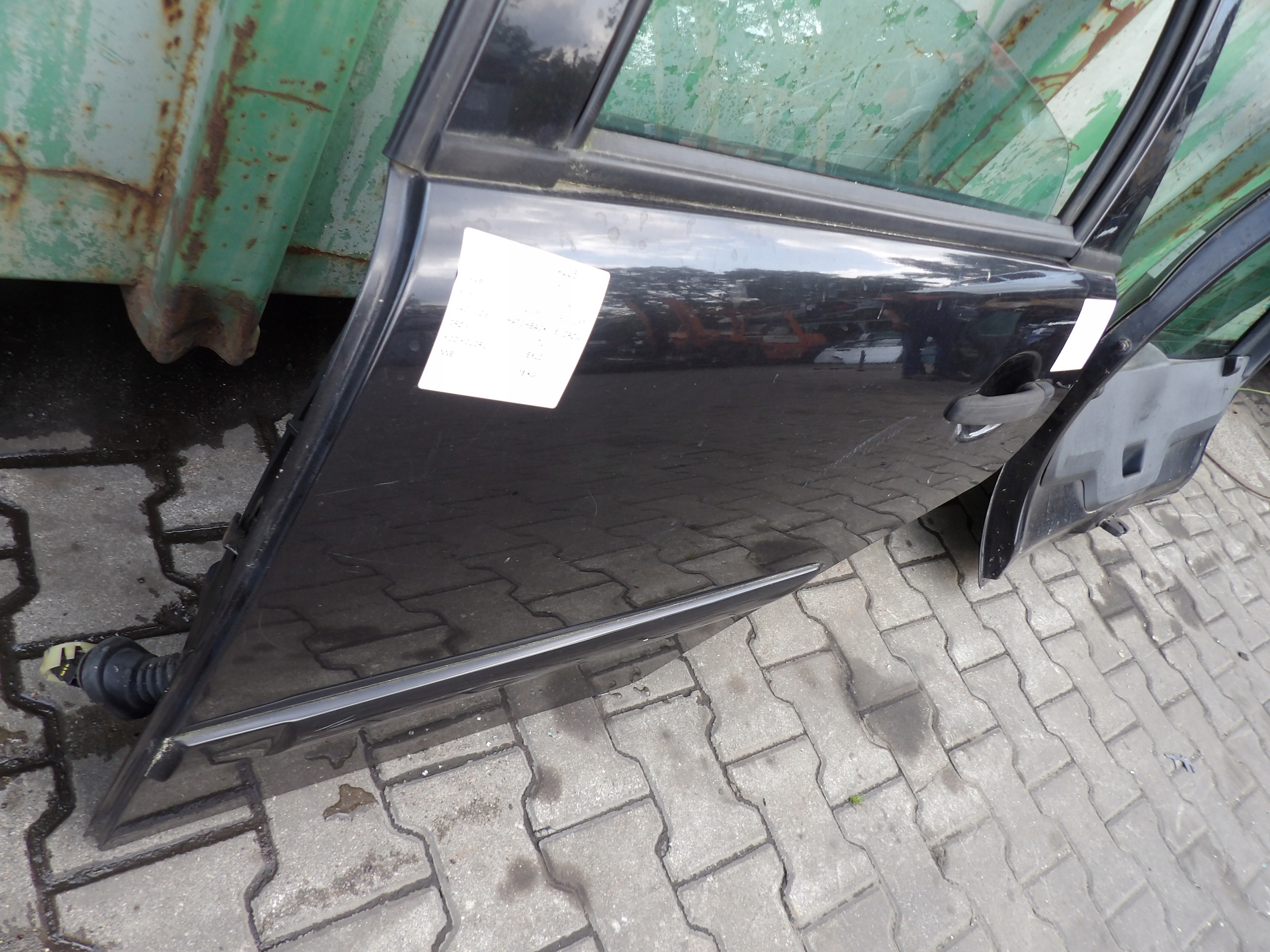Citroen C3 and door rear. left HB 5D lak. EXLD