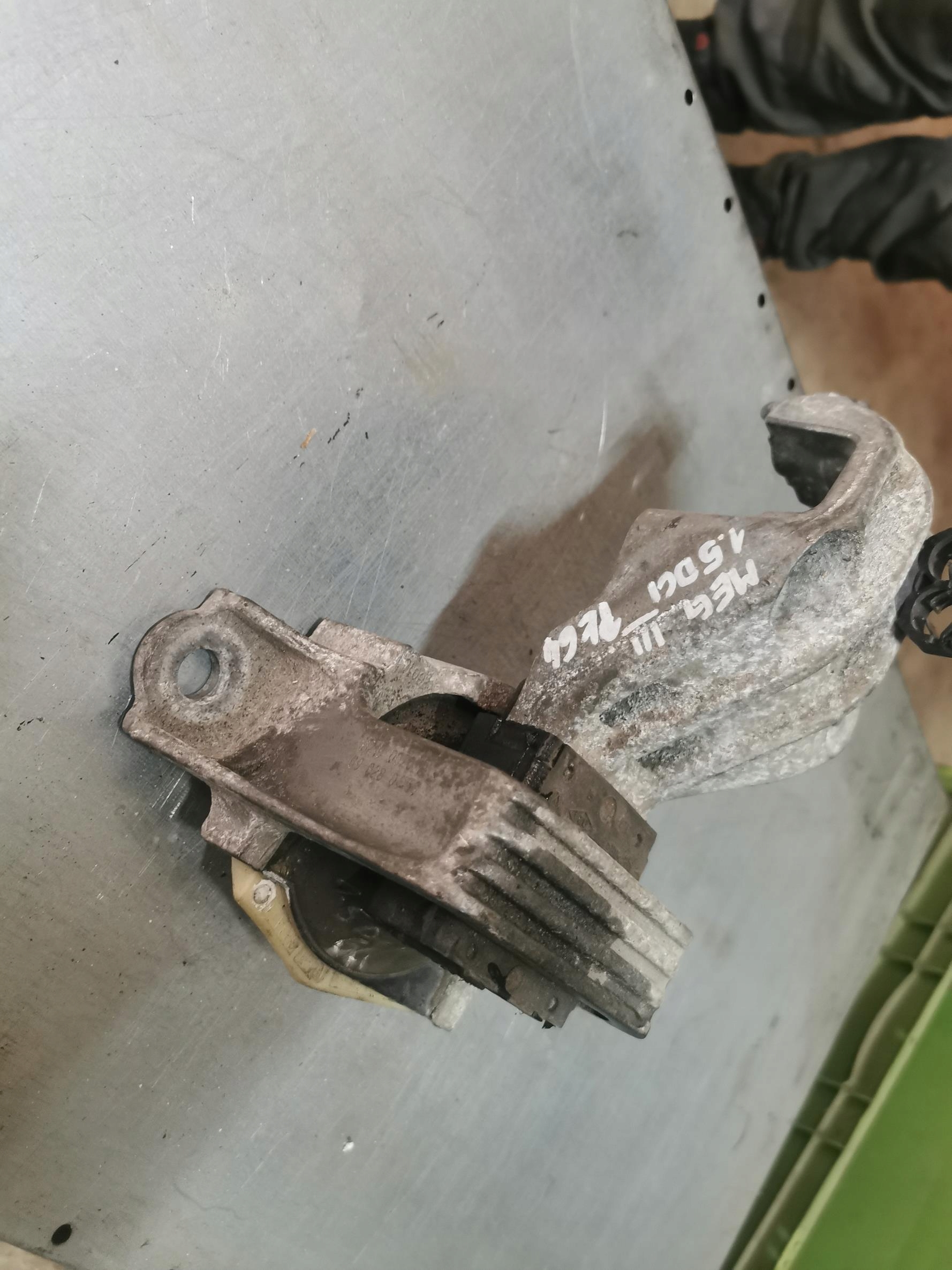 airbag engine mount RENAULT MEGANE III 1.5 DCI 112100020R