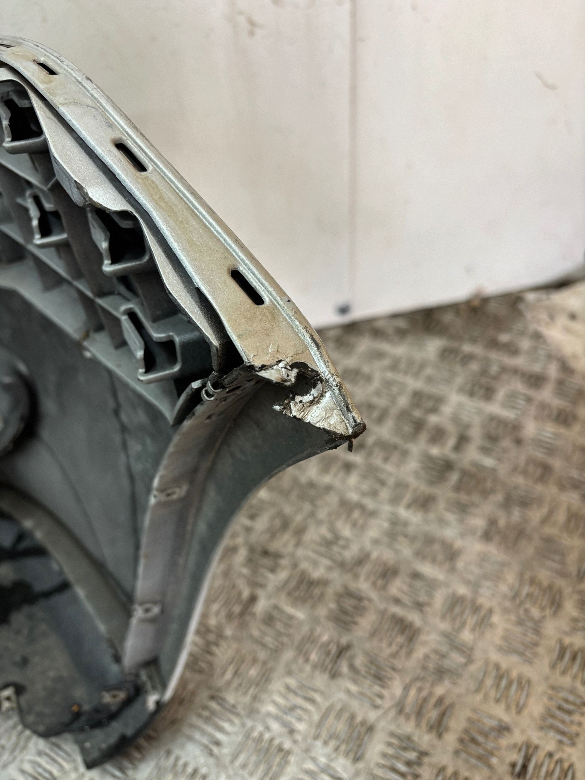 nárazník předek přední VW POLO LIFT 05