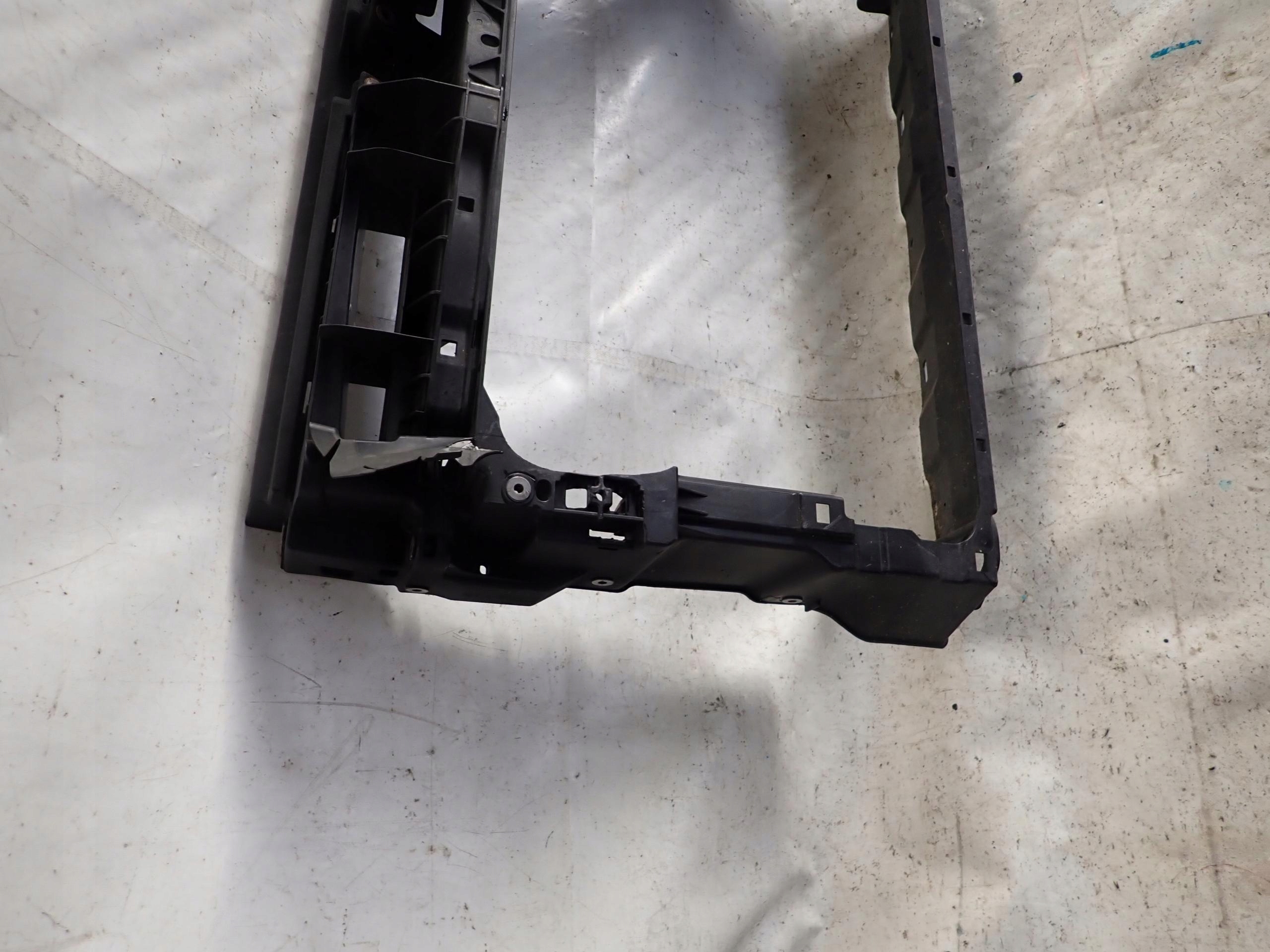 VW TIGUAN II 2 5NA 15- front panel, wall front front 5NA805588