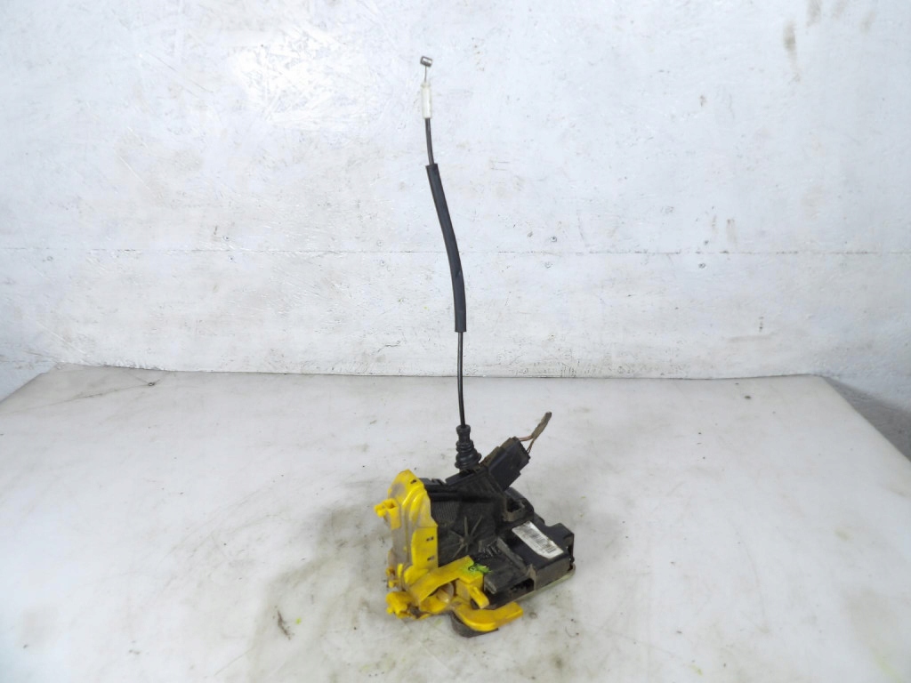 KIA CEED II lock door front right 81320-A2010