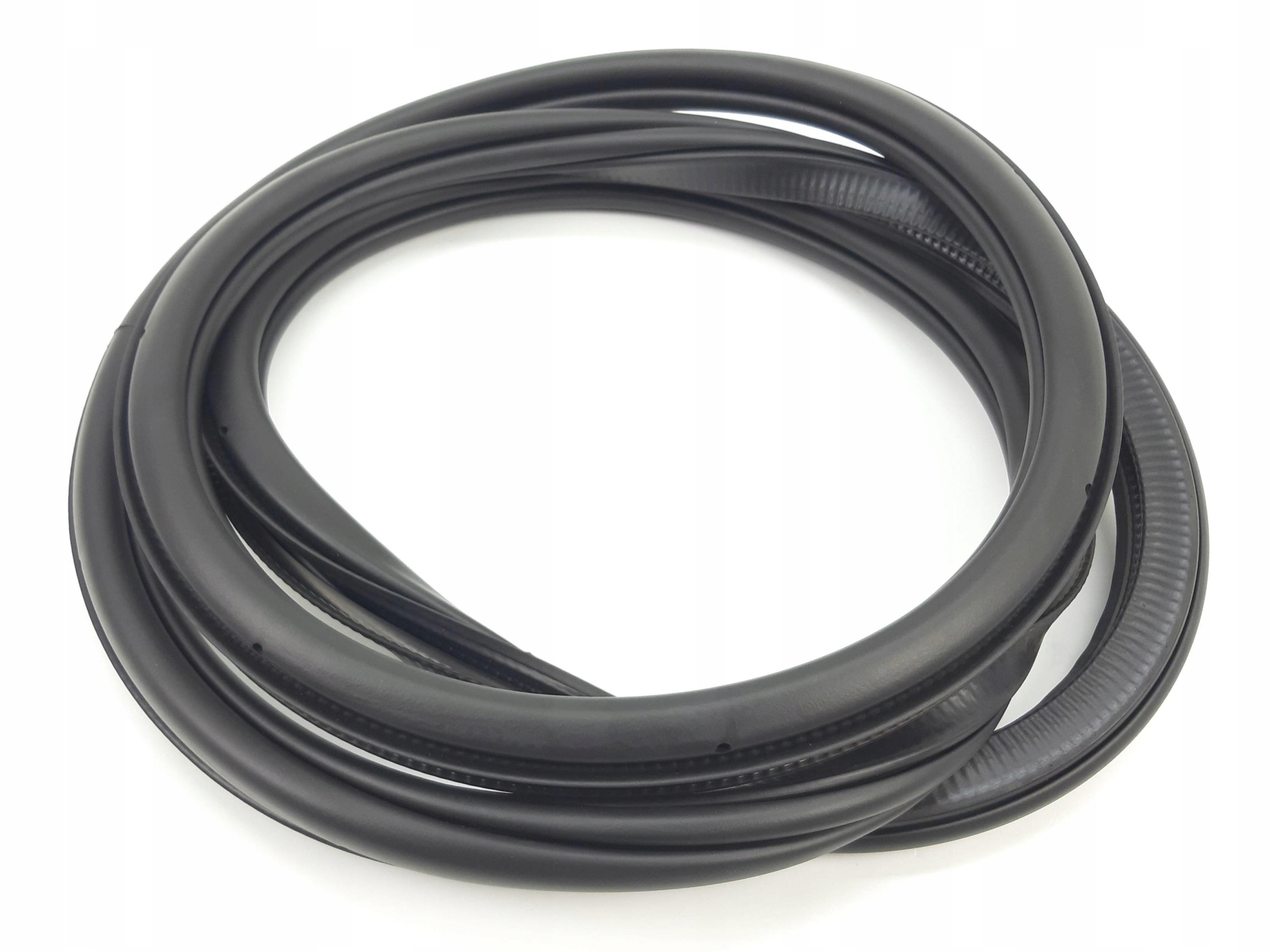 ORG УПЛОТНИТЕЛЬ ЗАДНЕЙ ДВЕРИ VW ID.3 10A867913A