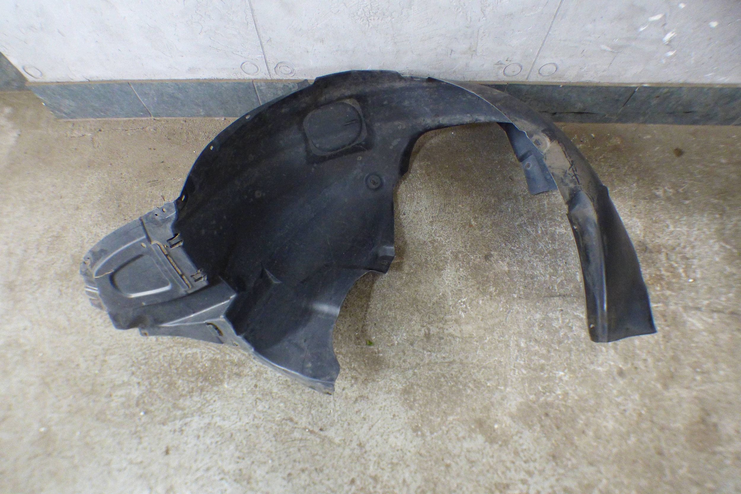 Skoda Rapid mudguard left front 5JA809961 original