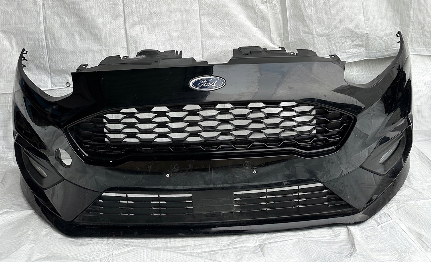 FORD FIESTA MK8 ST-LINE MASKA PRZÓD ZDERZAK LAMPY Typ samochodu Samochody osobowe