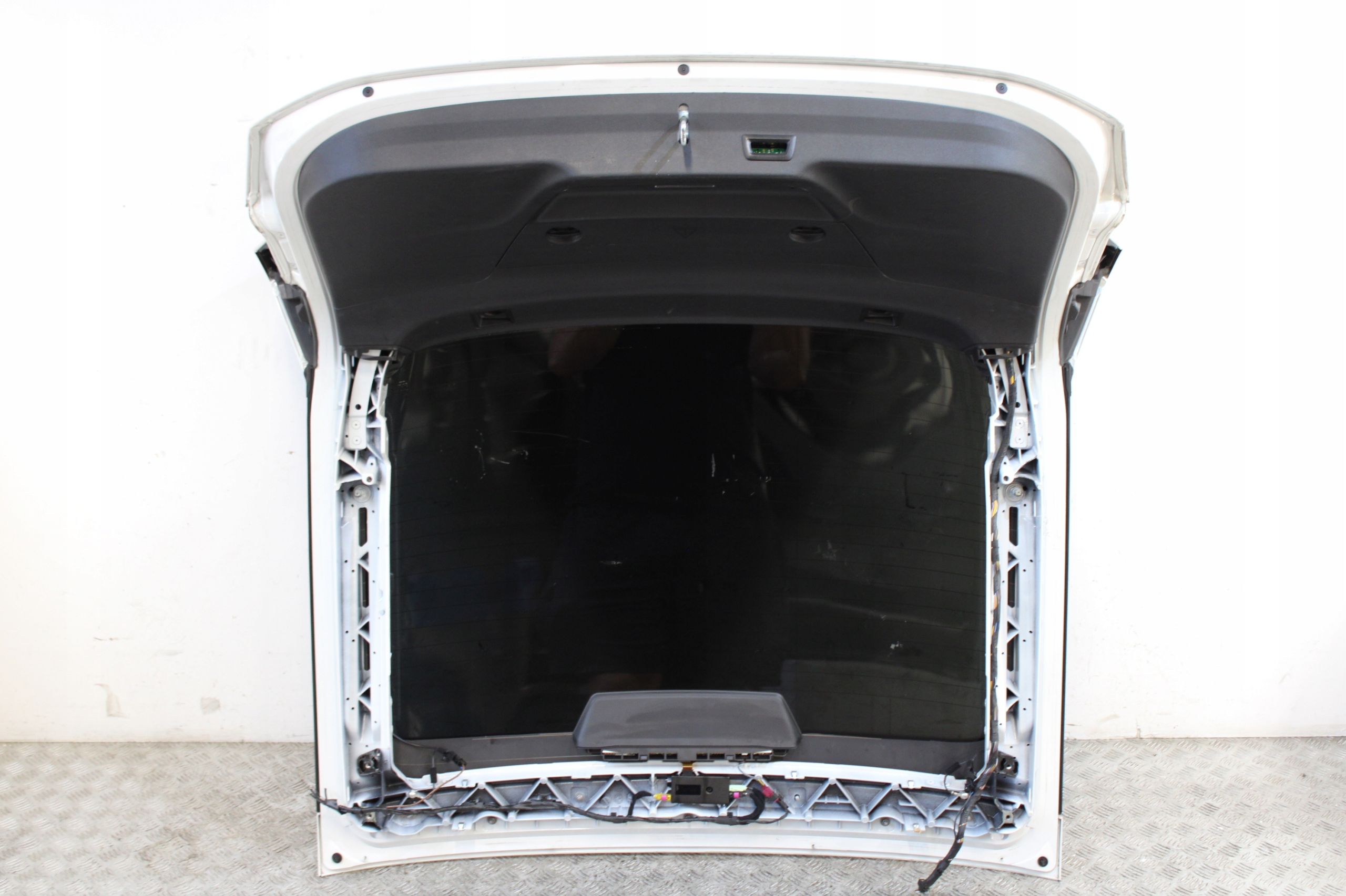 trunk door boot complete below KAMERE BMW 6 GT G32 m-packet
