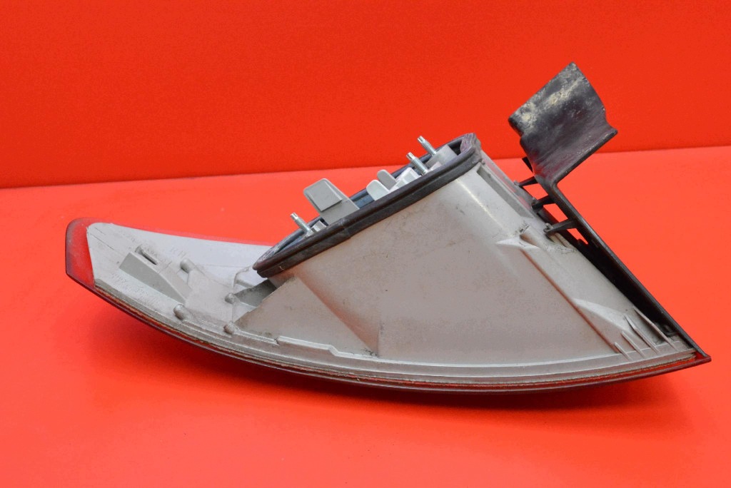 light right rear part rear 7S71-13404-A FORD MONDEO MK4 5D HB 07-10