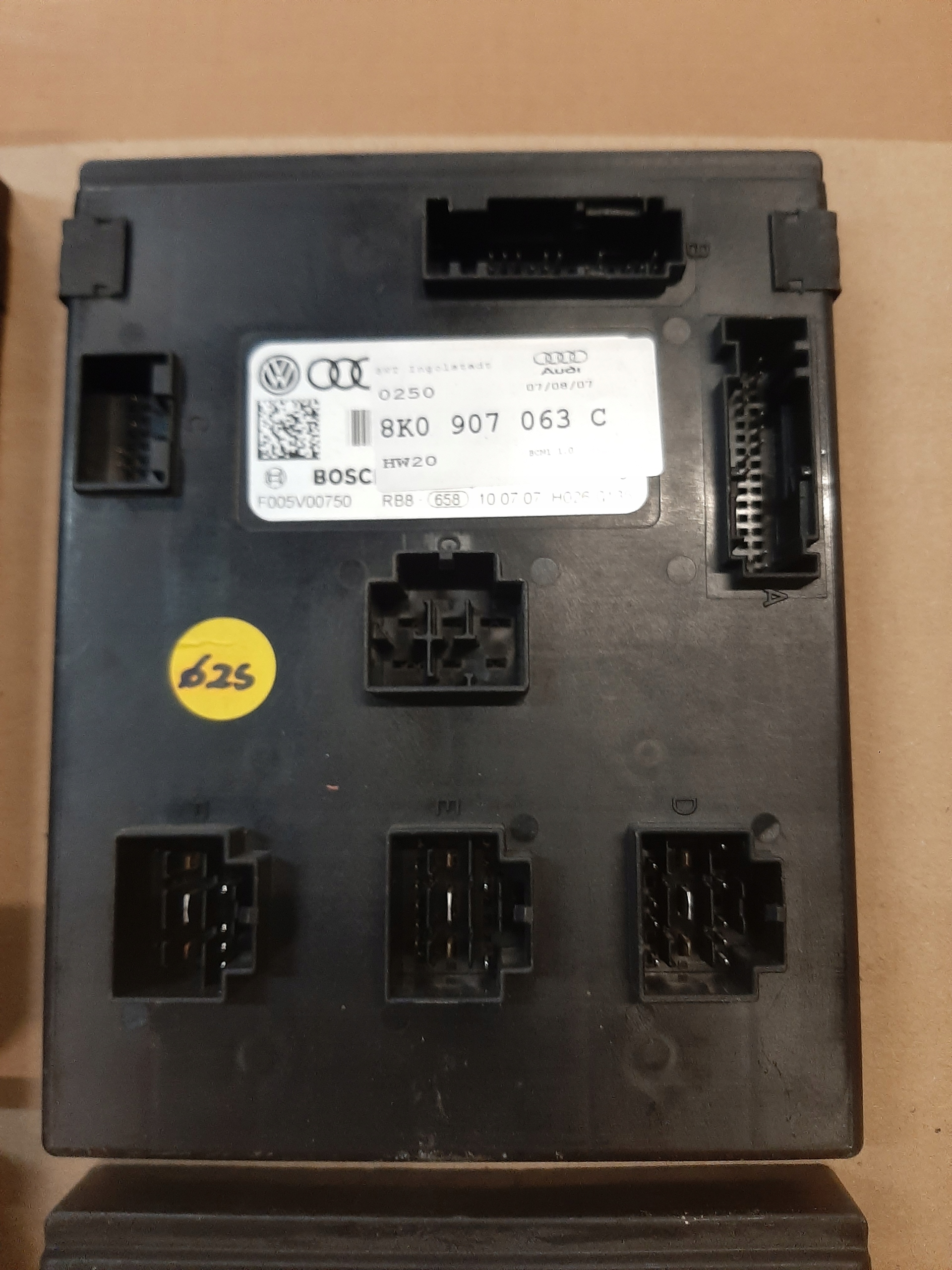 AUDI A4 B8 A5 modul Bedienteil KOMFORTU 8K0907063C