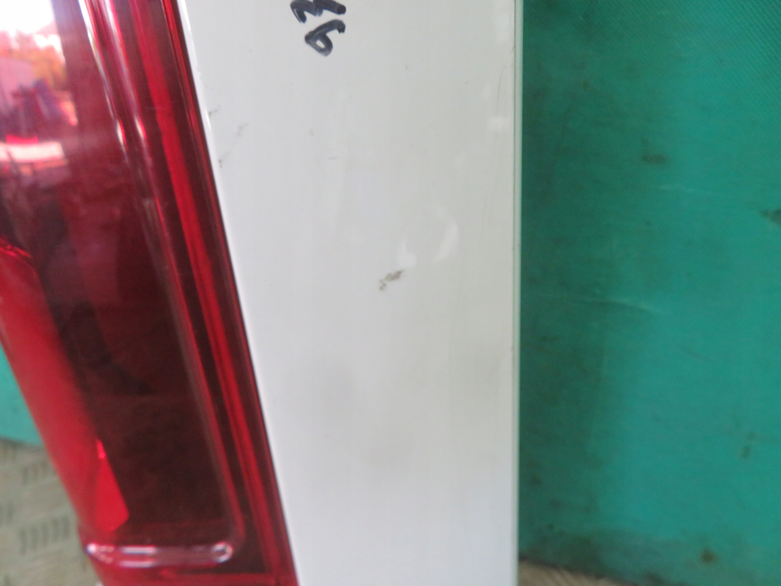 light right rear part OPEL VIVARO RENAULT TRAFIC 17R 265A13908R