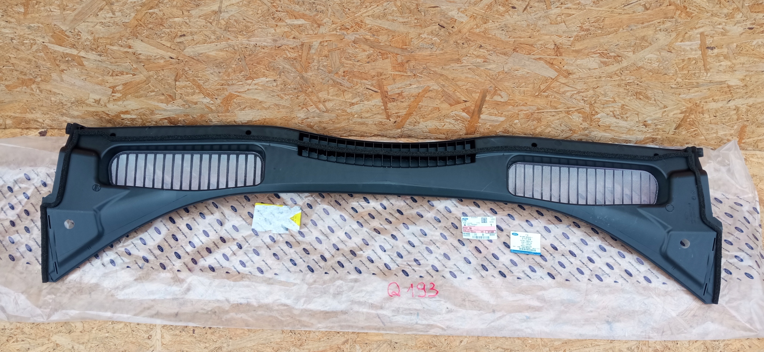 FORD C-MAX GRAND C-MAX 10- PODSZYBIE NOWE OE Typ samochodu Samochody osobowe