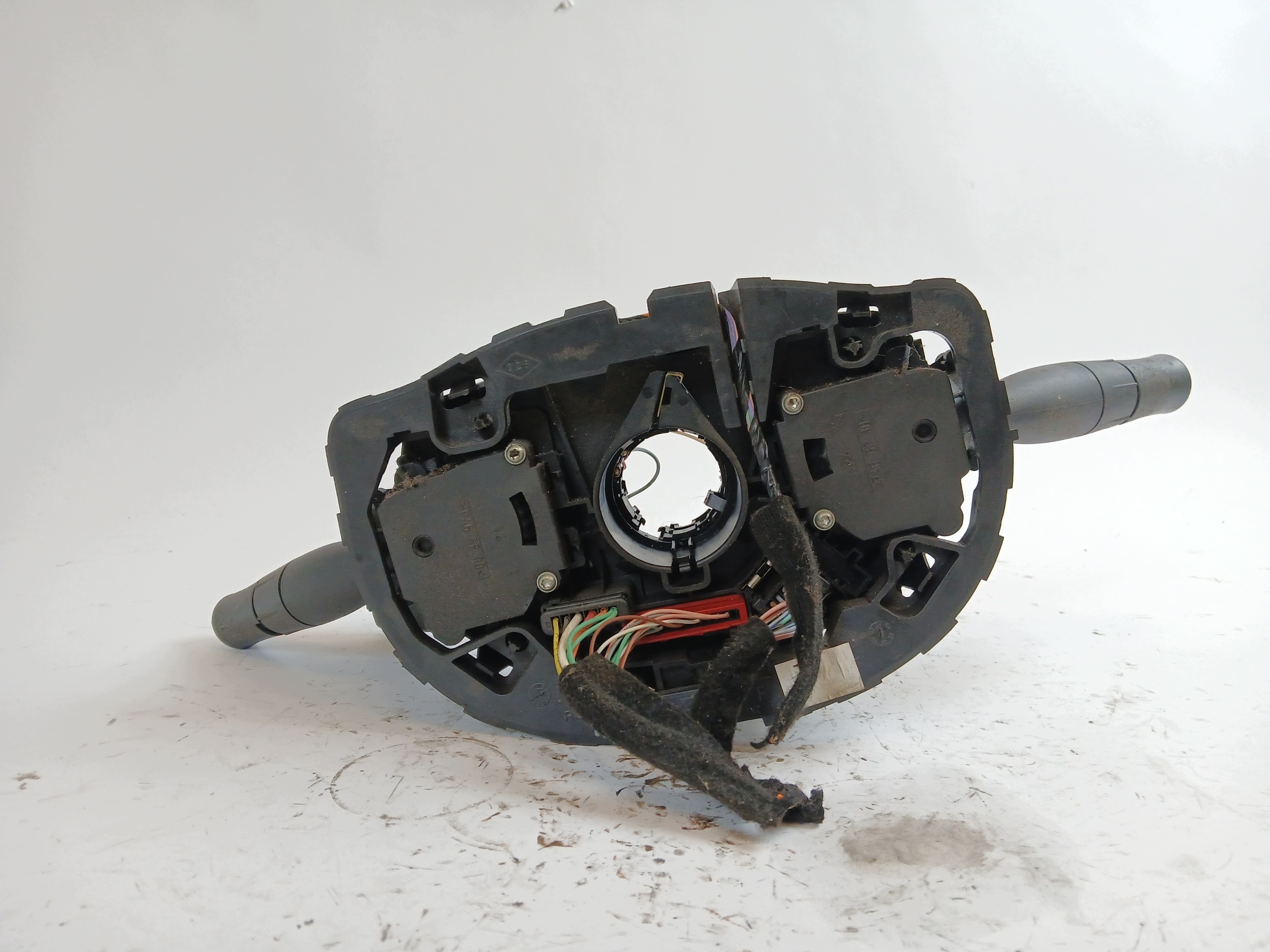 RENAULT MEGANE II rucice volana 8200216450