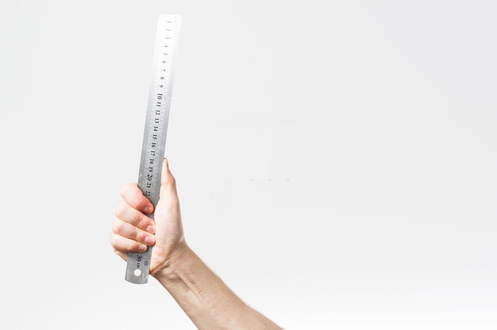 PRZYMIAR LINIOWY OBUSTRONNY MIARKA 300mm LINIAŁ LINIJKA STALOWY ZE STALI Długość 300 mm